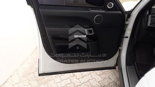 Photo 8 VIN: SALGA2DF8EA177458 - RANGE ROVER HSE 