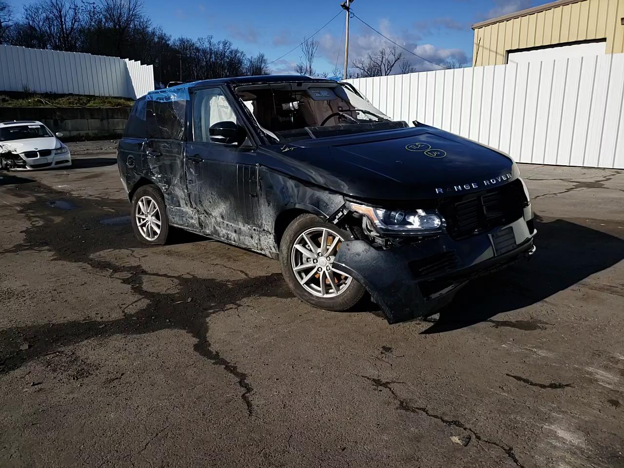 Photo 10 VIN: SALGR2FV0HA350066 - LAND ROVER RANGE ROVER 