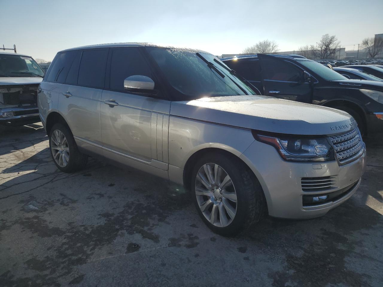 Photo 3 VIN: SALGS2FE3HA366072 - LAND ROVER RANGE ROVER 