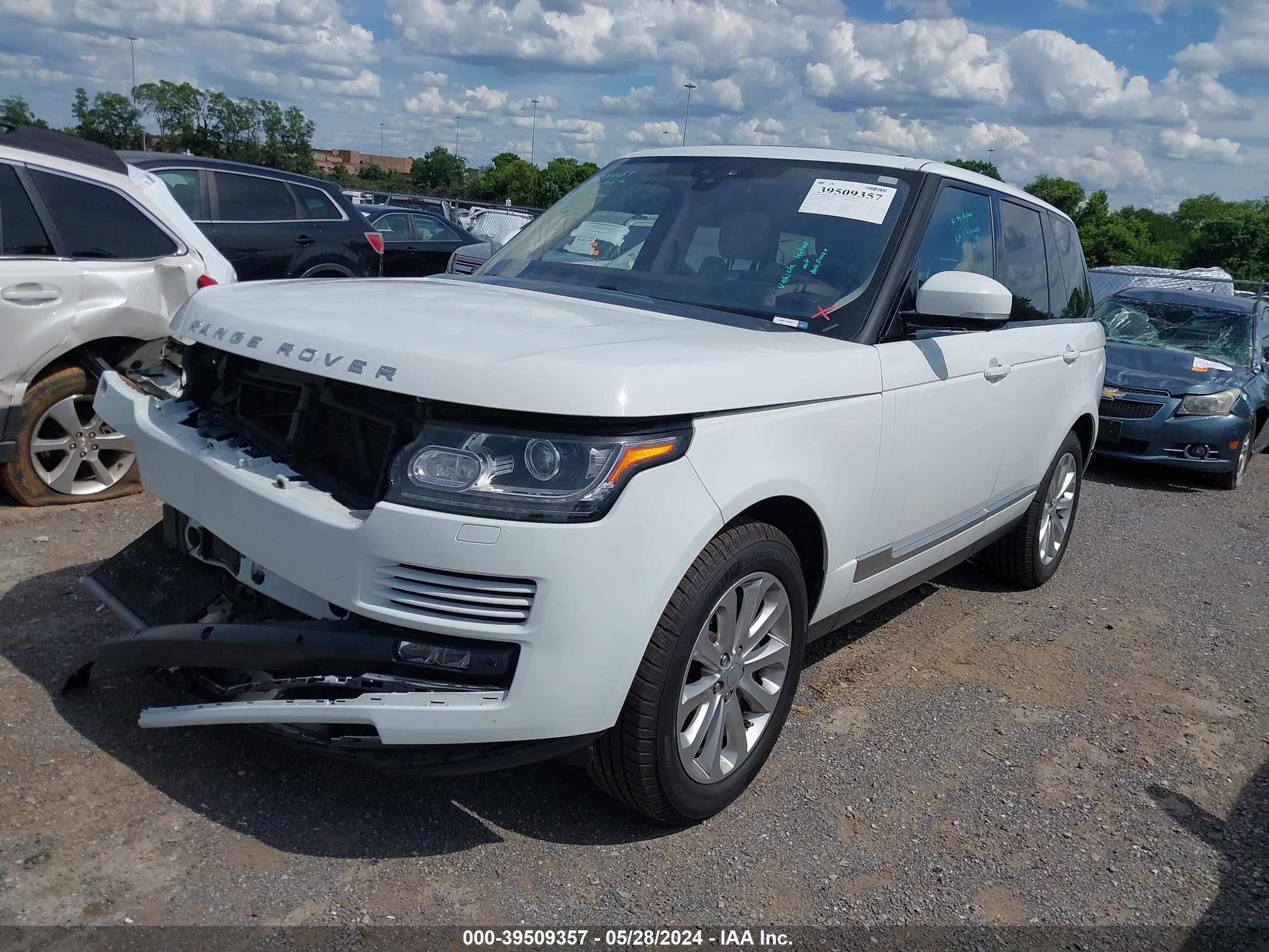 Photo 1 VIN: SALGS2FV4HA329080 - LAND ROVER RANGE ROVER 