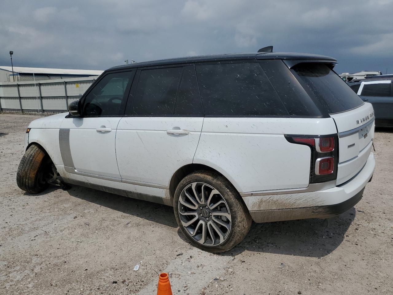 Photo 1 VIN: SALGS2RE0JA393277 - LAND ROVER RANGE ROVER 