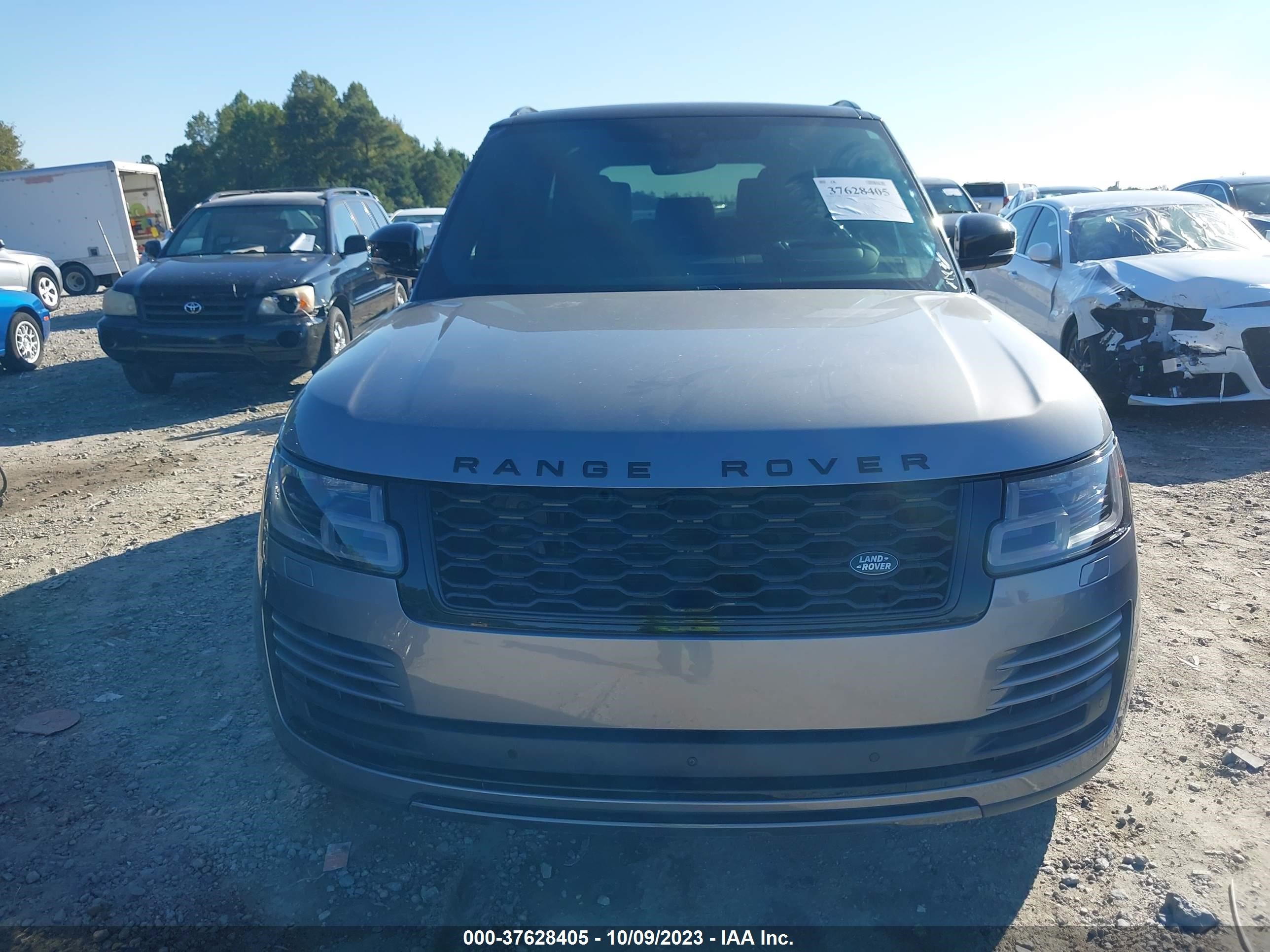 Photo 11 VIN: SALGS2RU3MA433427 - LAND ROVER RANGE ROVER 