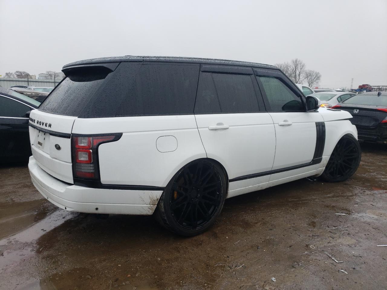 Photo 2 VIN: SALGS2TF8FA204240 - LAND ROVER RANGE ROVER 