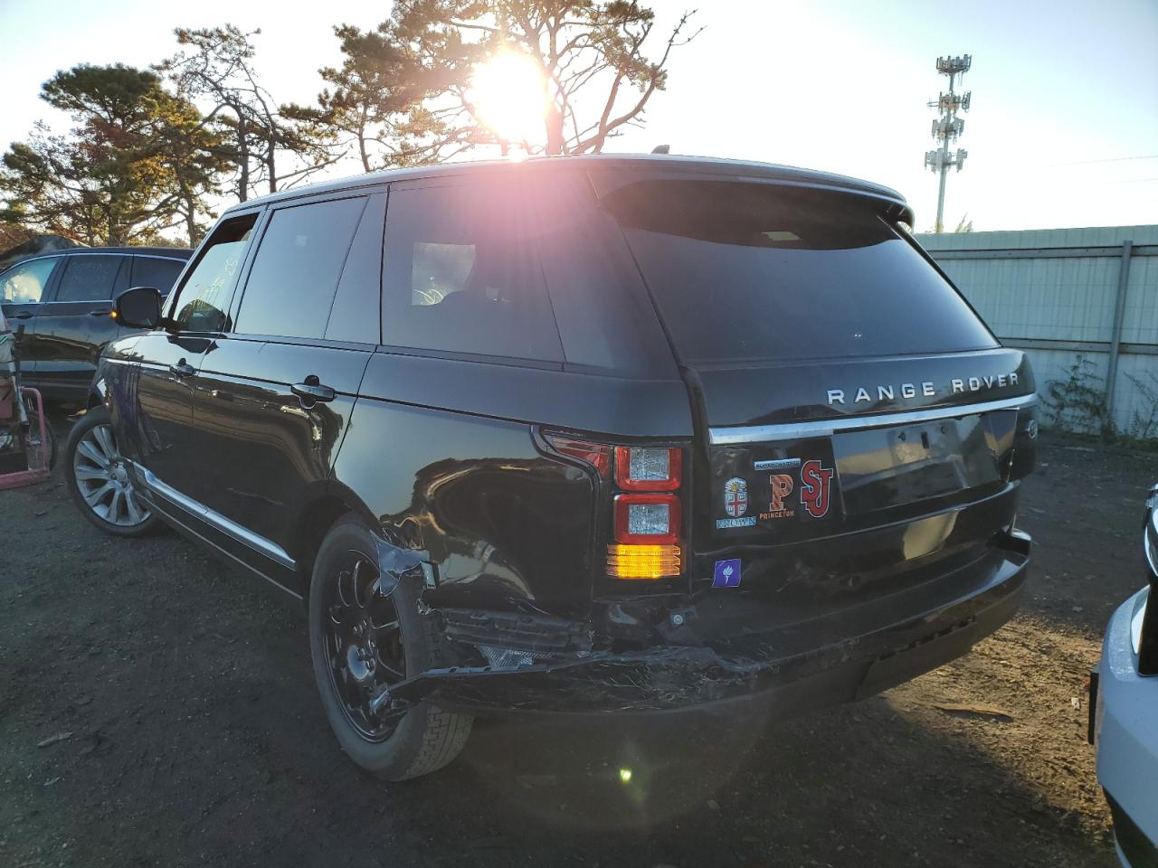 Photo 2 VIN: SALGS3TF9FA239228 - LAND ROVER RANGE ROVER 