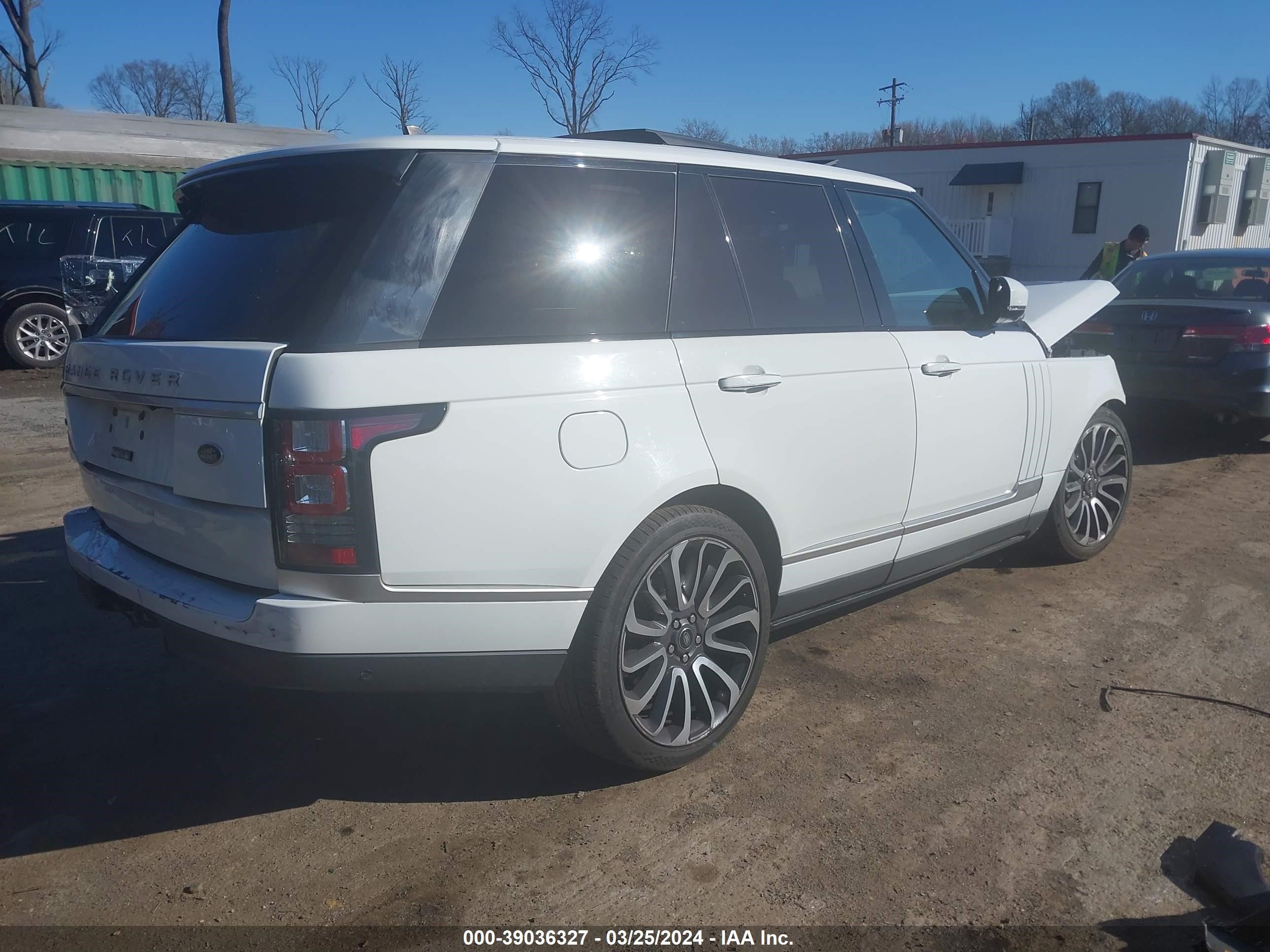 Photo 3 VIN: SALGV2TF6FA240192 - LAND ROVER RANGE ROVER 