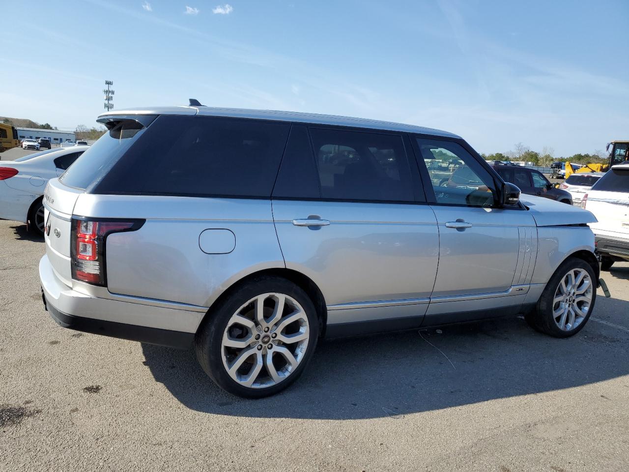 Photo 2 VIN: SALGV3TF4FA239032 - LAND ROVER RANGE ROVER 