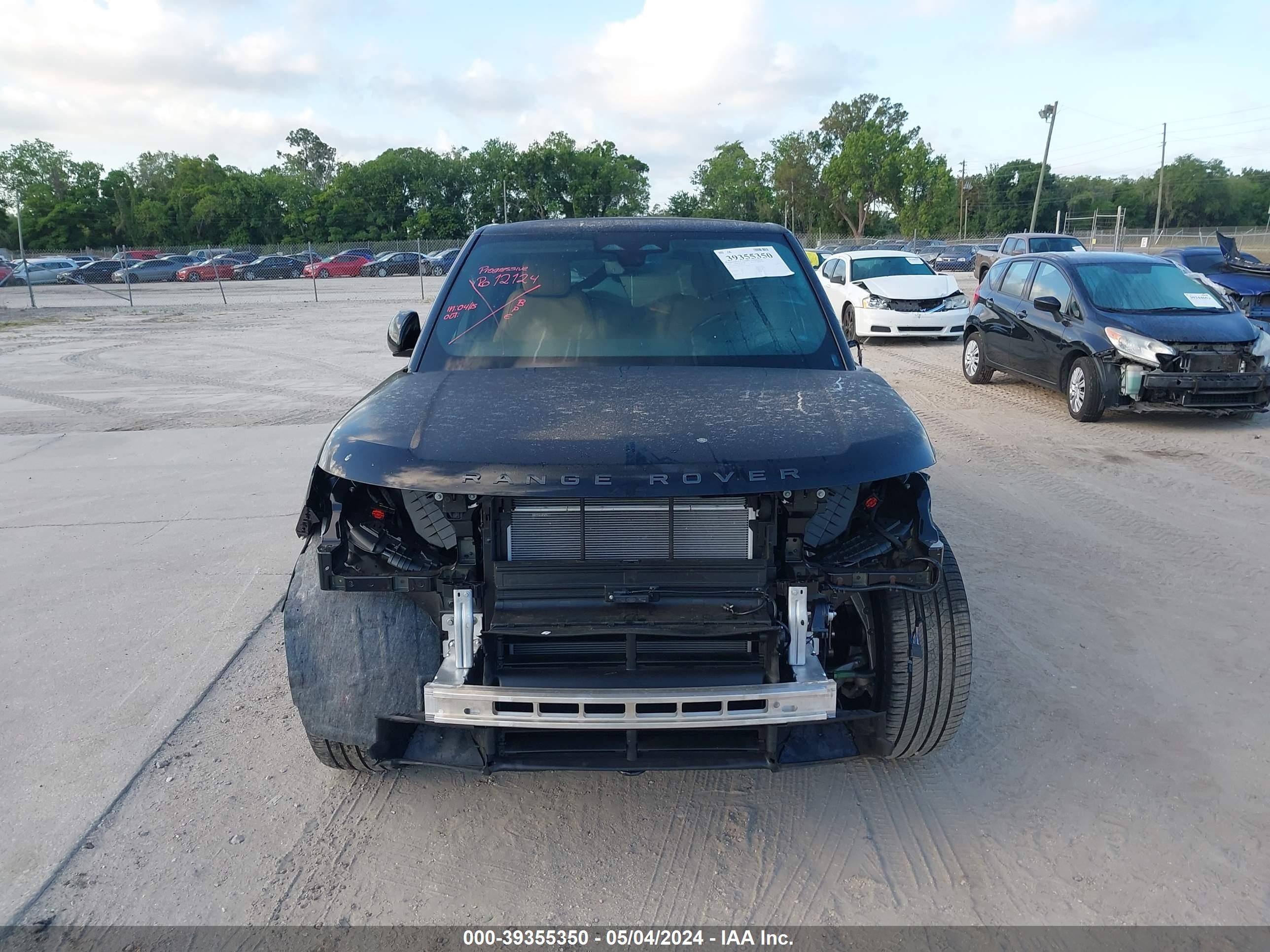 Photo 11 VIN: SALKP9FU3RA216556 - LAND ROVER RANGE ROVER 