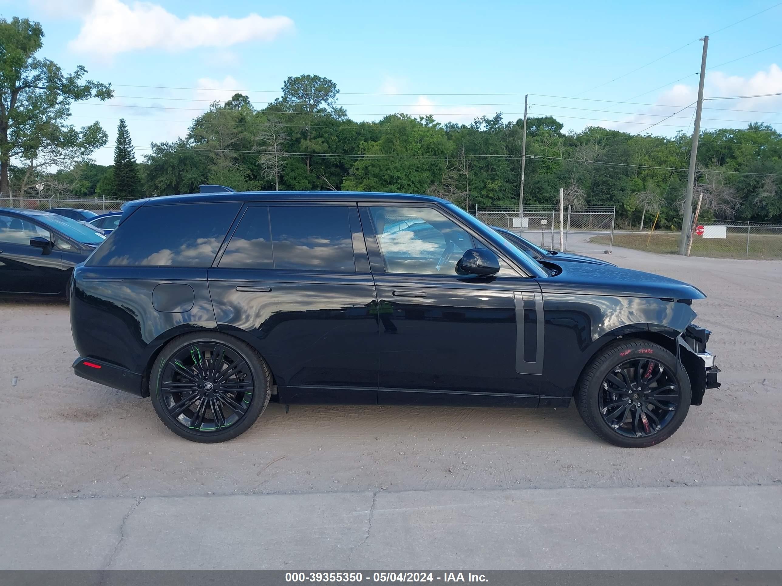 Photo 12 VIN: SALKP9FU3RA216556 - LAND ROVER RANGE ROVER 