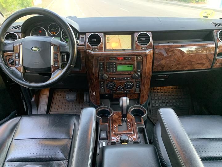 Photo 11 VIN: SALLAAA147A417107 - LAND-ROVER DISCOVERY 4X4 (FOUR WHEEL DRIVE). 