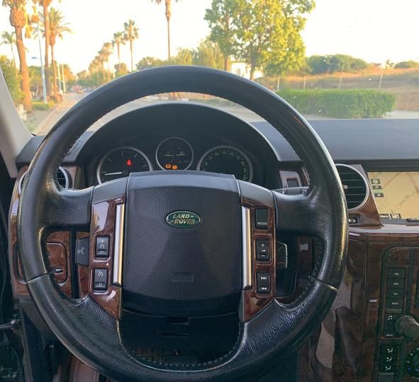Photo 15 VIN: SALLAAA147A417107 - LAND-ROVER DISCOVERY 4X4 (FOUR WHEEL DRIVE). 