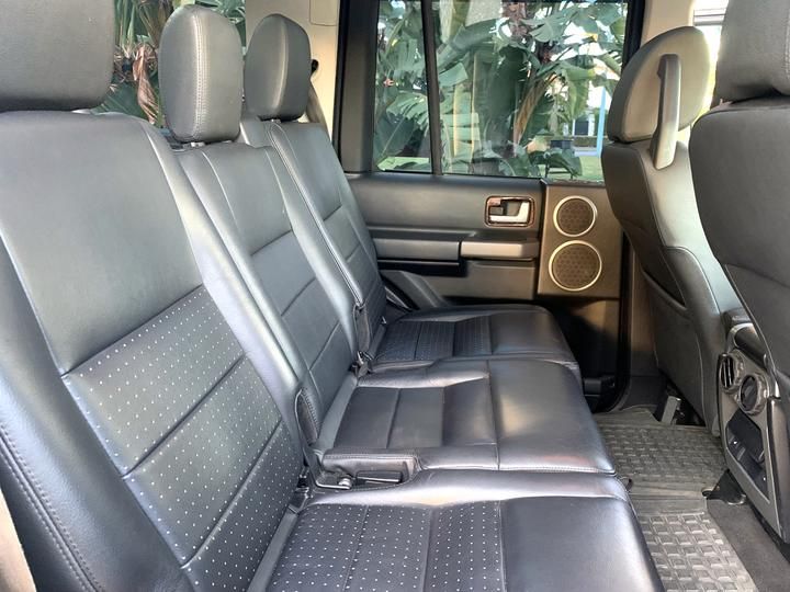 Photo 7 VIN: SALLAAA147A417107 - LAND-ROVER DISCOVERY 4X4 (FOUR WHEEL DRIVE). 