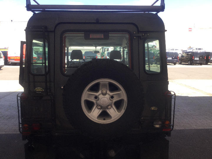 Photo 21 VIN: SALLDHM585A693975 - LAND ROVER DEFENDER STATION WAGON HARDTOP 