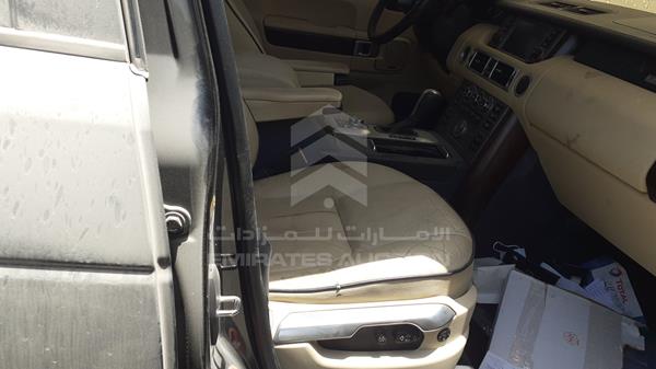 Photo 21 VIN: SALLMAM548A268841 - RANGE ROVER HSE 