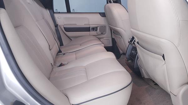 Photo 32 VIN: SALLMAMD4AA321817 - RANGE ROVER HSE 