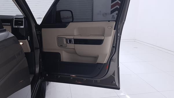 Photo 33 VIN: SALLMAMD4CA378111 - RANGE ROVER HSE 