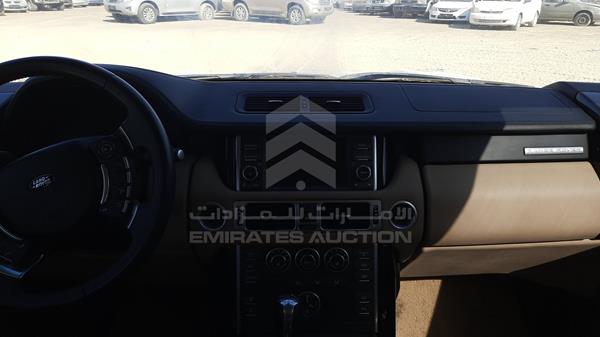 Photo 12 VIN: SALLMAMD4CA390864 - RANGE ROVER HSE 