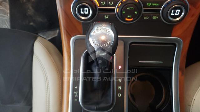 Photo 21 VIN: SALLSAAD4BA702617 - RANGE ROVER 