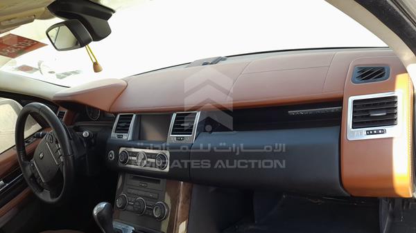 Photo 21 VIN: SALLSAAD4CA742899 - RANGE ROVER SPORT HSE 