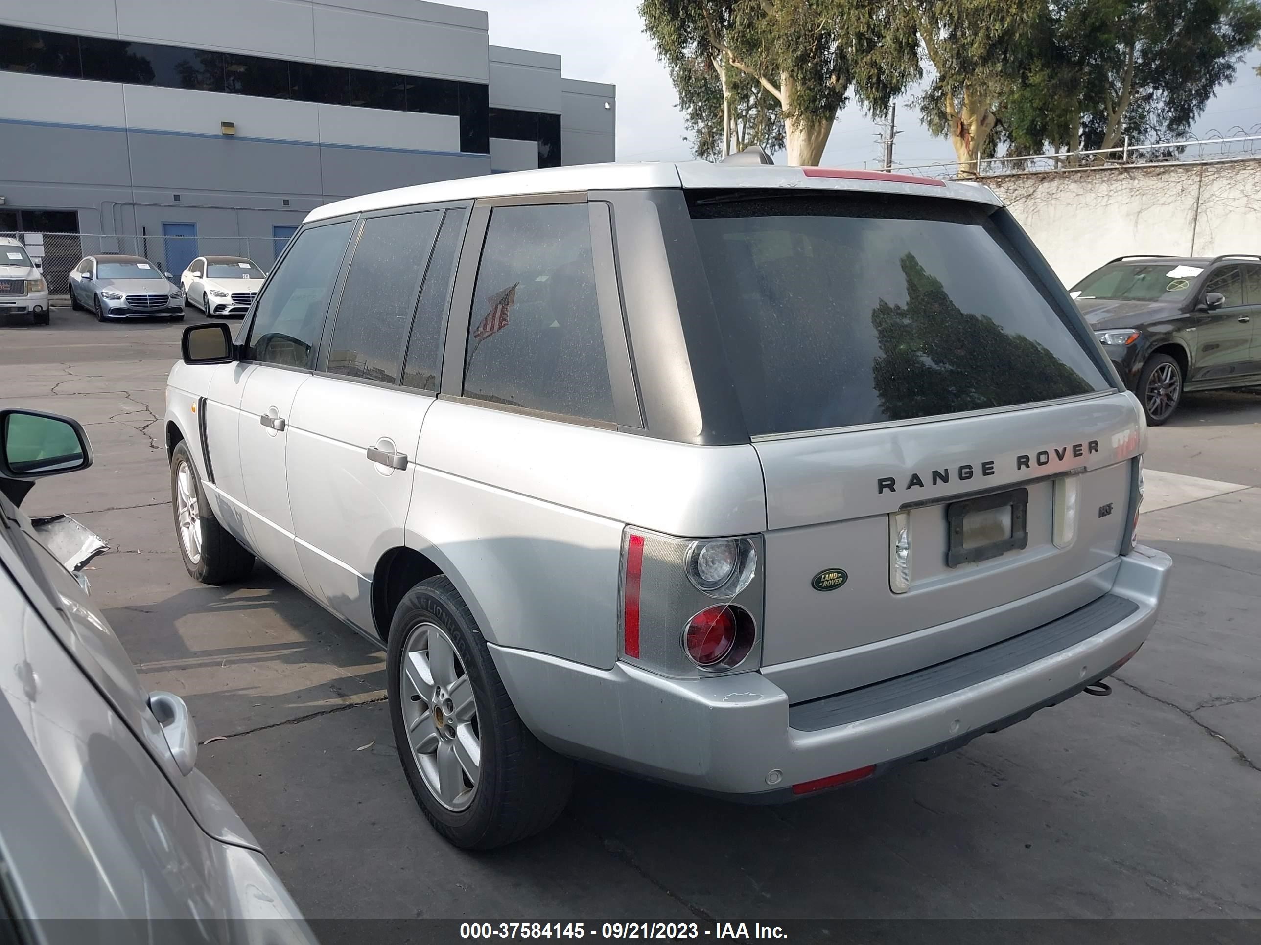 Photo 2 VIN: SALME11495A188473 - LAND-ROVER RANGE ROVER 