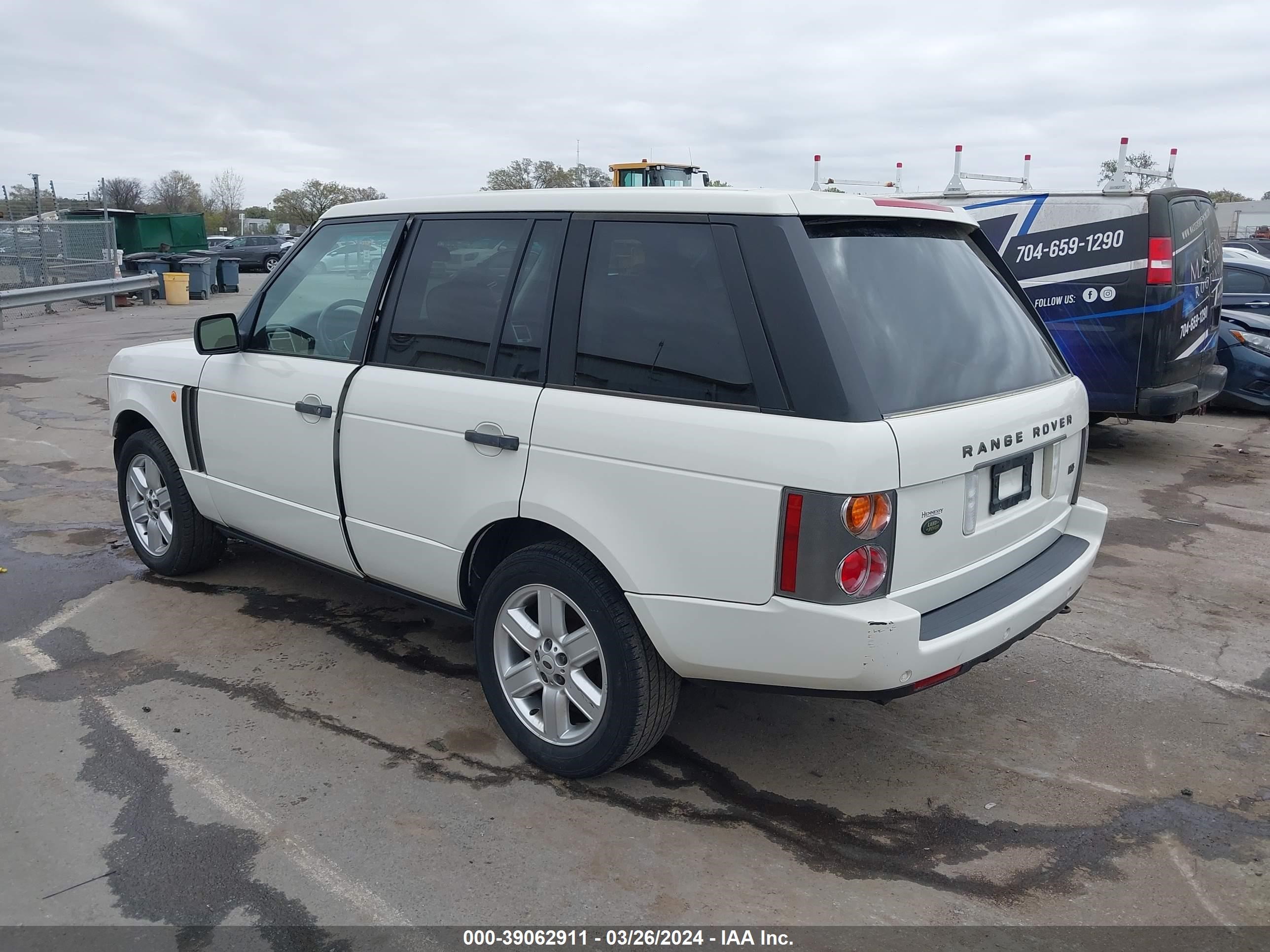 Photo 2 VIN: SALME114X3A128876 - LAND ROVER RANGE ROVER 