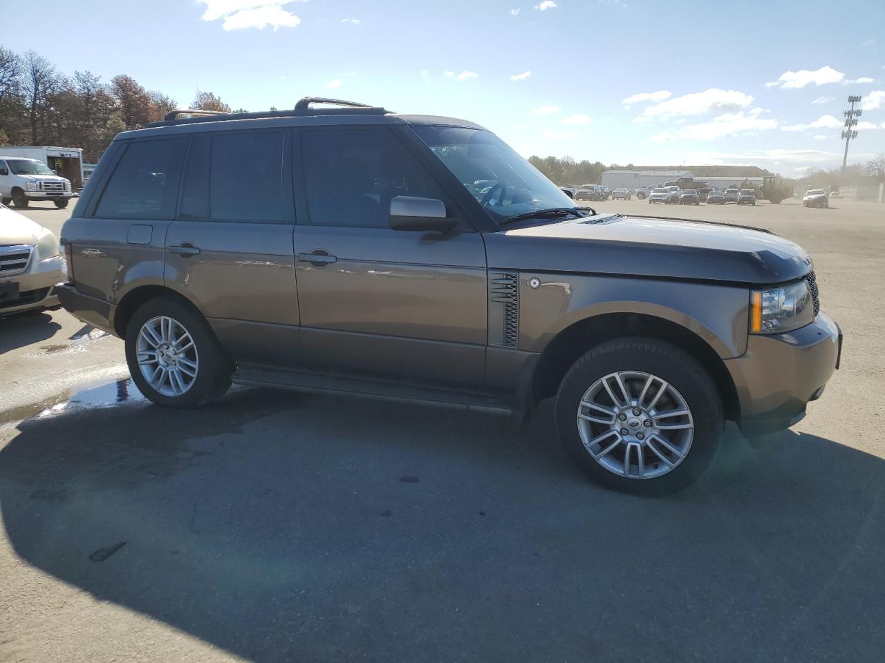 Photo 3 VIN: SALME1D47BA355498 - LAND ROVER RANGE ROVER 