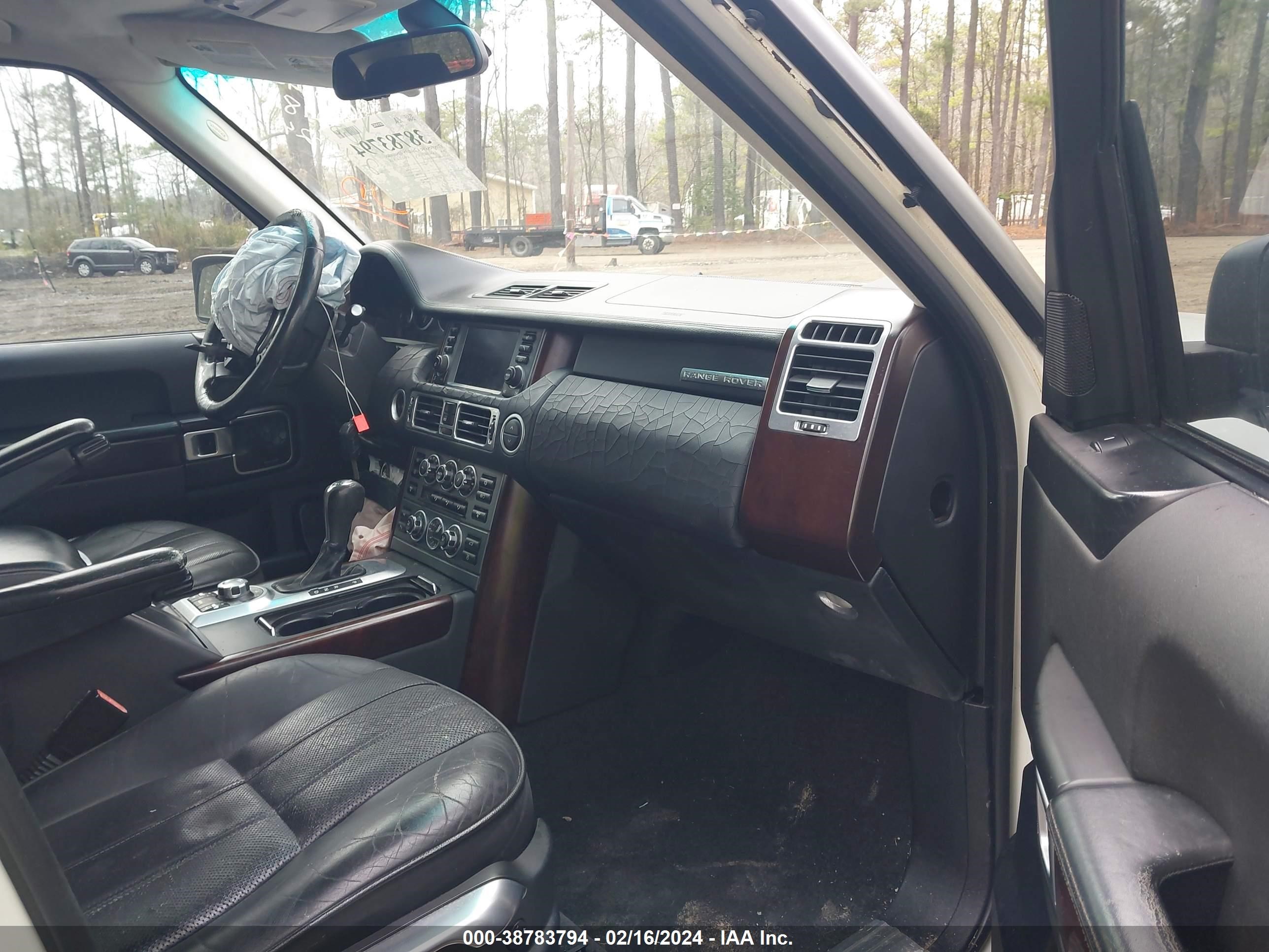 Photo 4 VIN: SALMF15458A268218 - LAND ROVER RANGE ROVER 