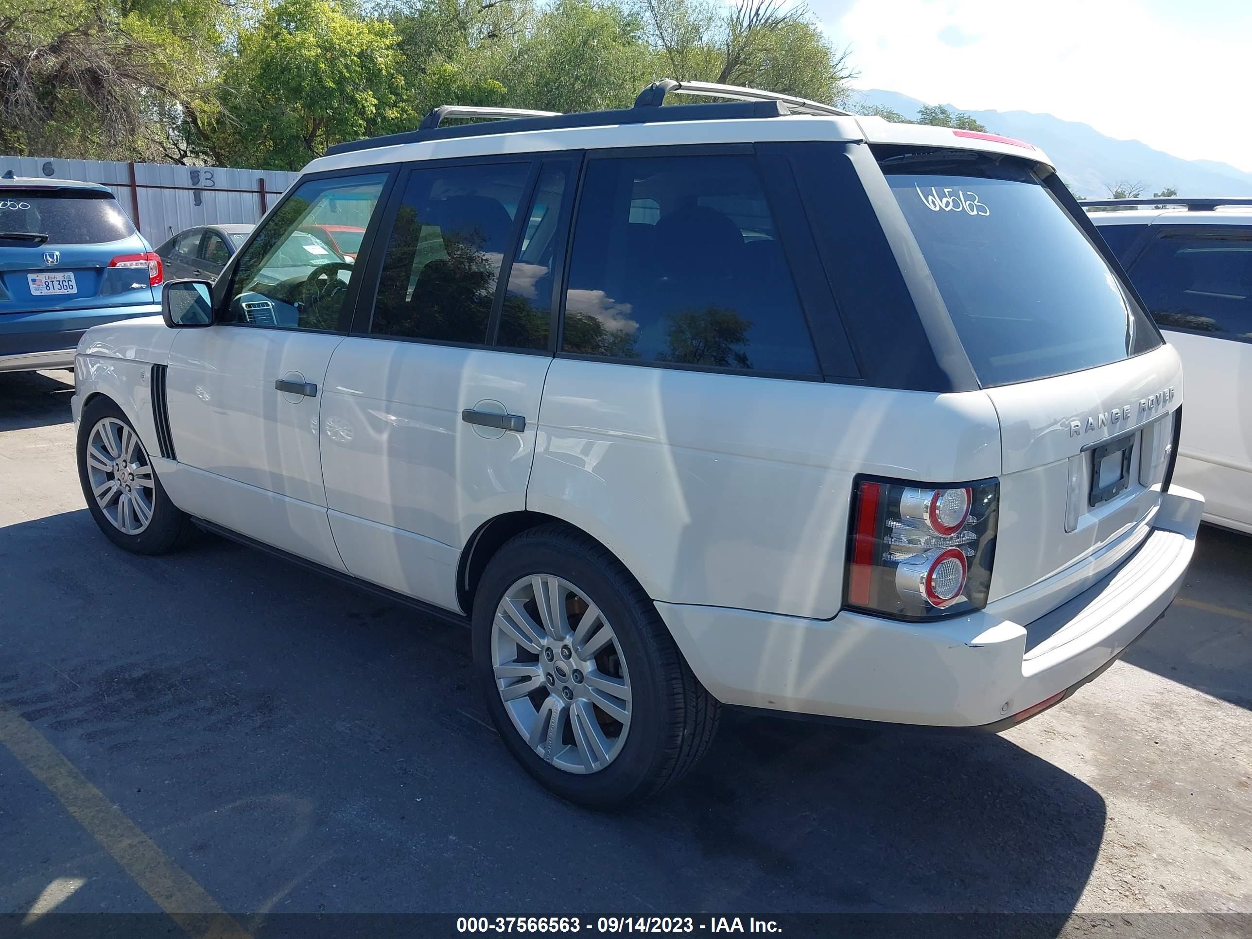 Photo 2 VIN: SALMF1D47AA307821 - LAND ROVER RANGE ROVER 