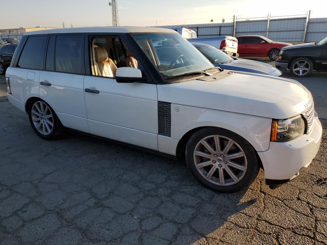 Photo 3 VIN: SALMF1E43AA311315 - LAND ROVER RANGE ROVER 