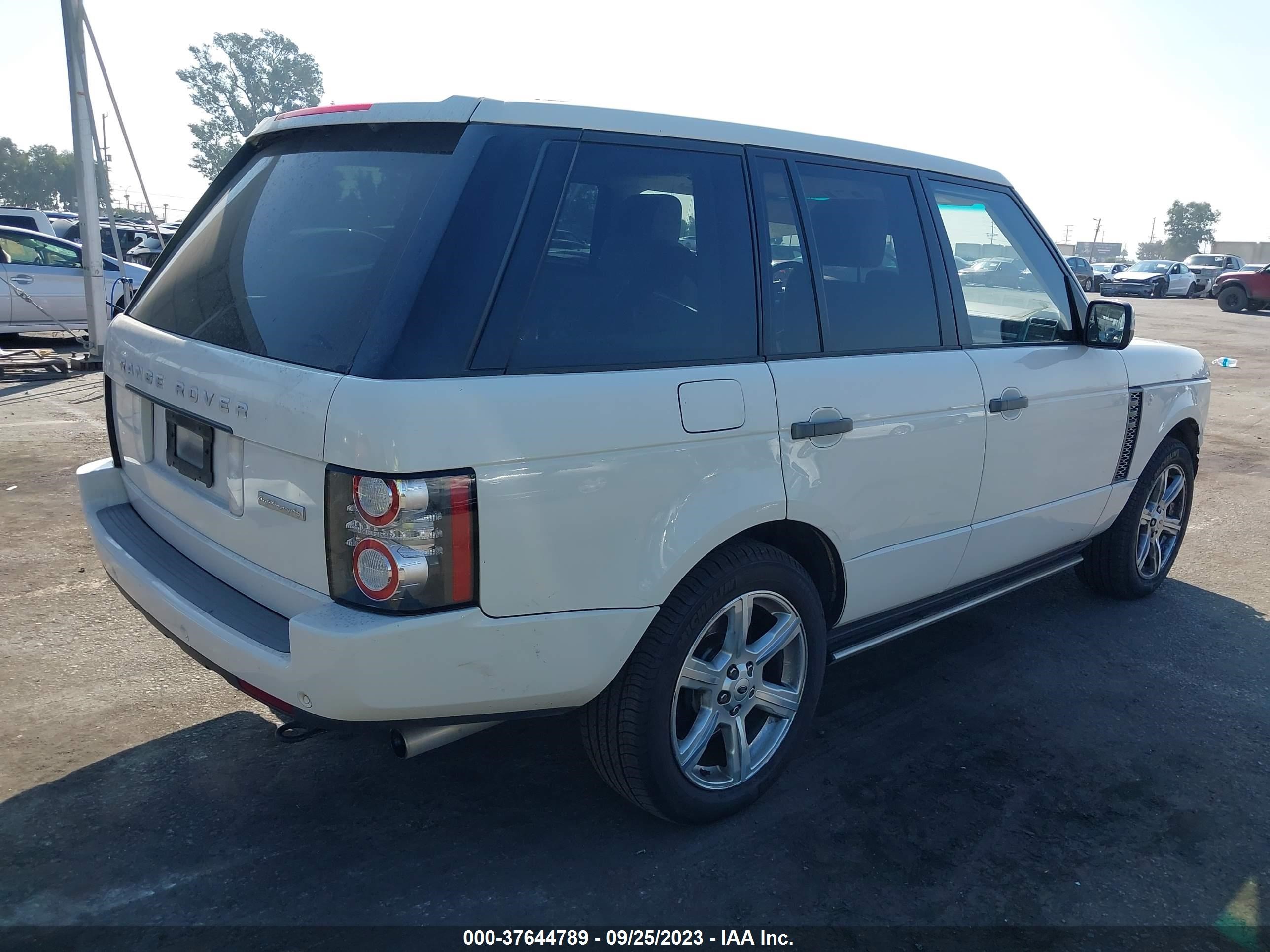 Photo 3 VIN: SALMP1E46AA316098 - LAND ROVER RANGE ROVER 