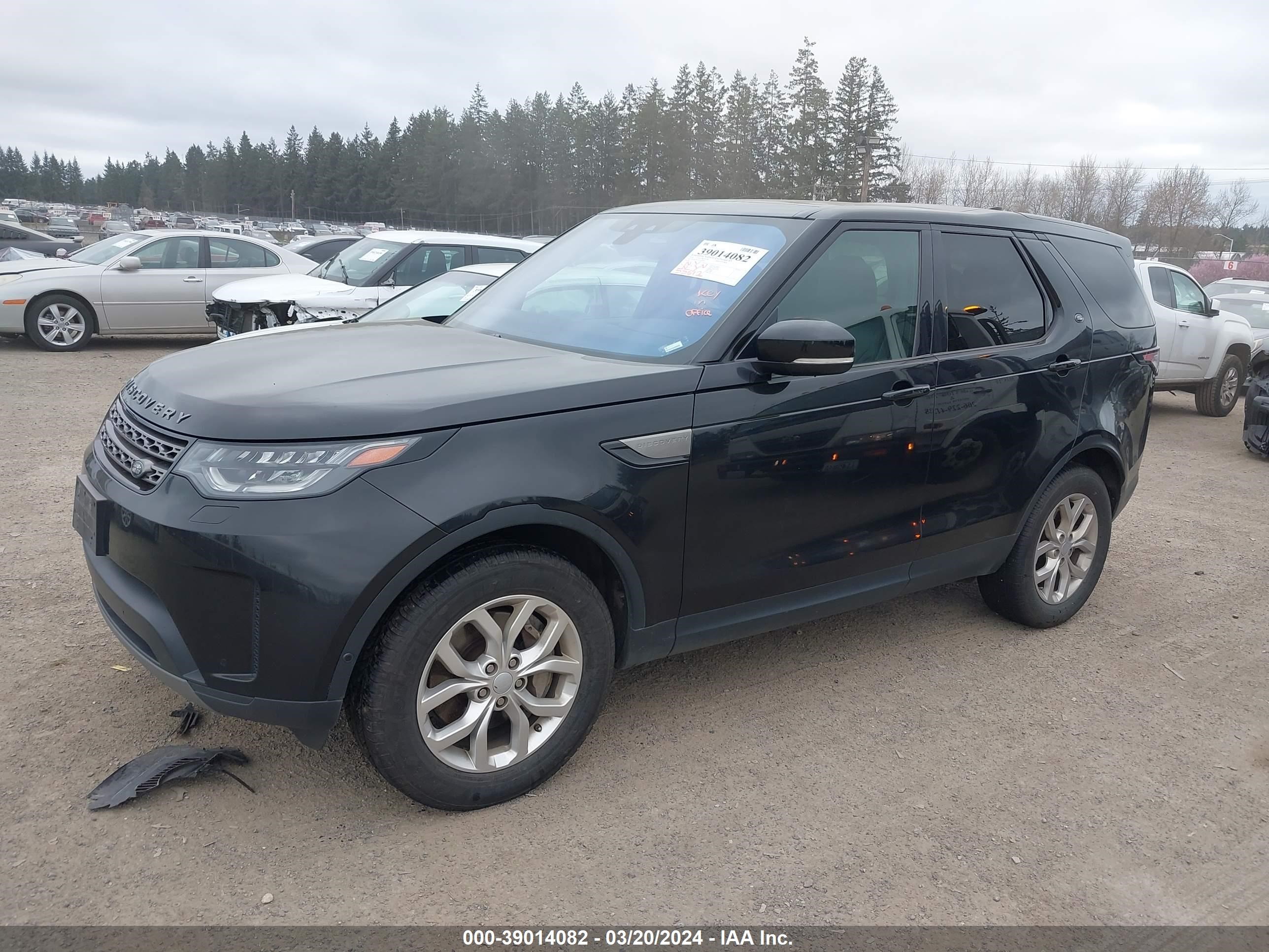 Photo 1 VIN: SALRG2RV0L2428469 - LAND ROVER DISCOVERY 