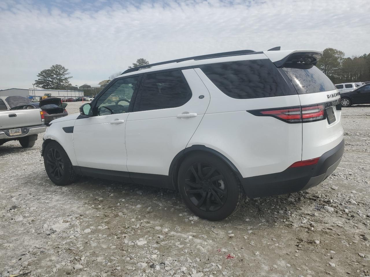 Photo 1 VIN: SALRR2RV6JA075877 - LAND ROVER DISCOVERY 