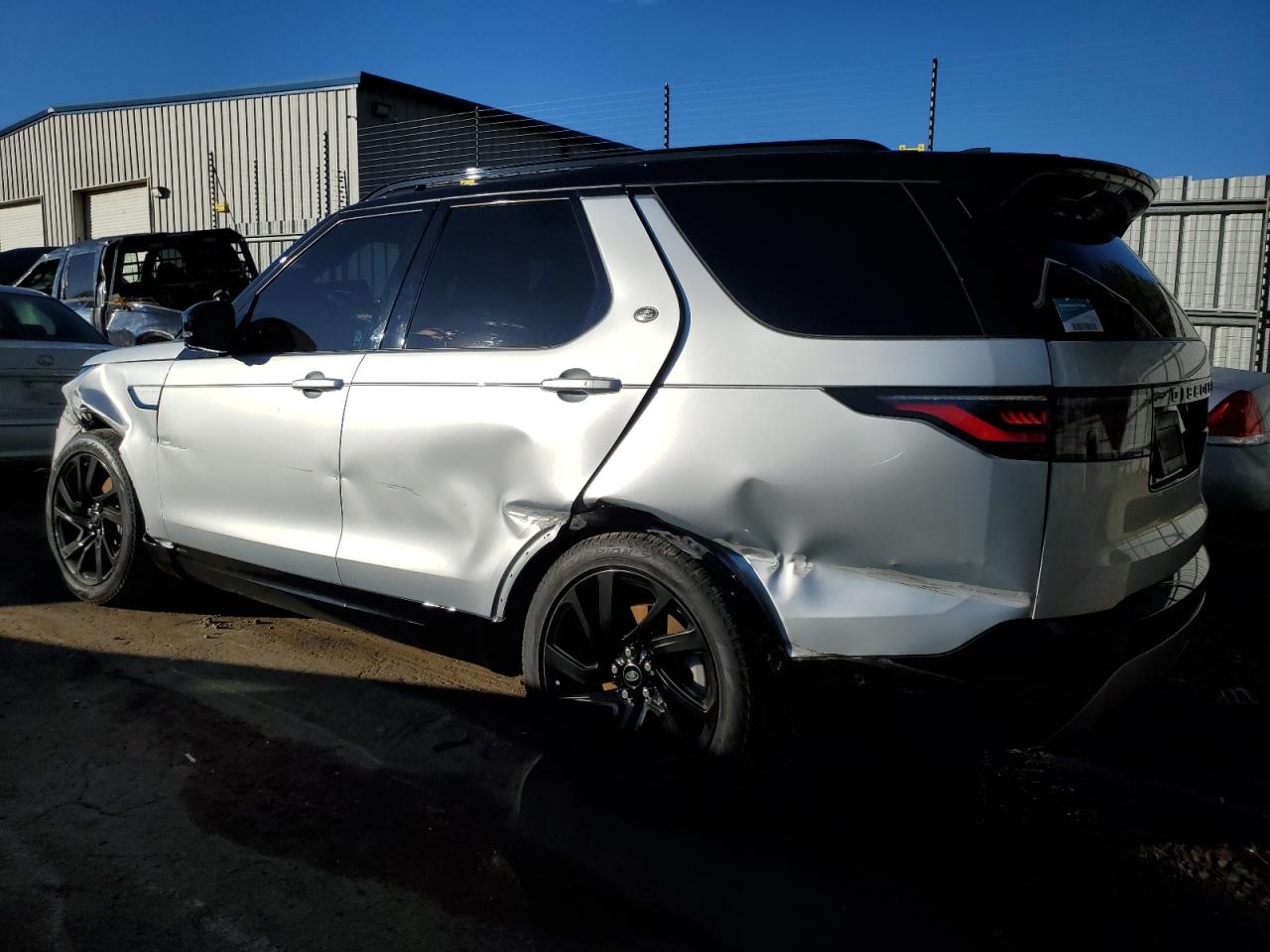 Photo 1 VIN: SALRT2EX1N2460093 - LAND ROVER DISCOVERY 