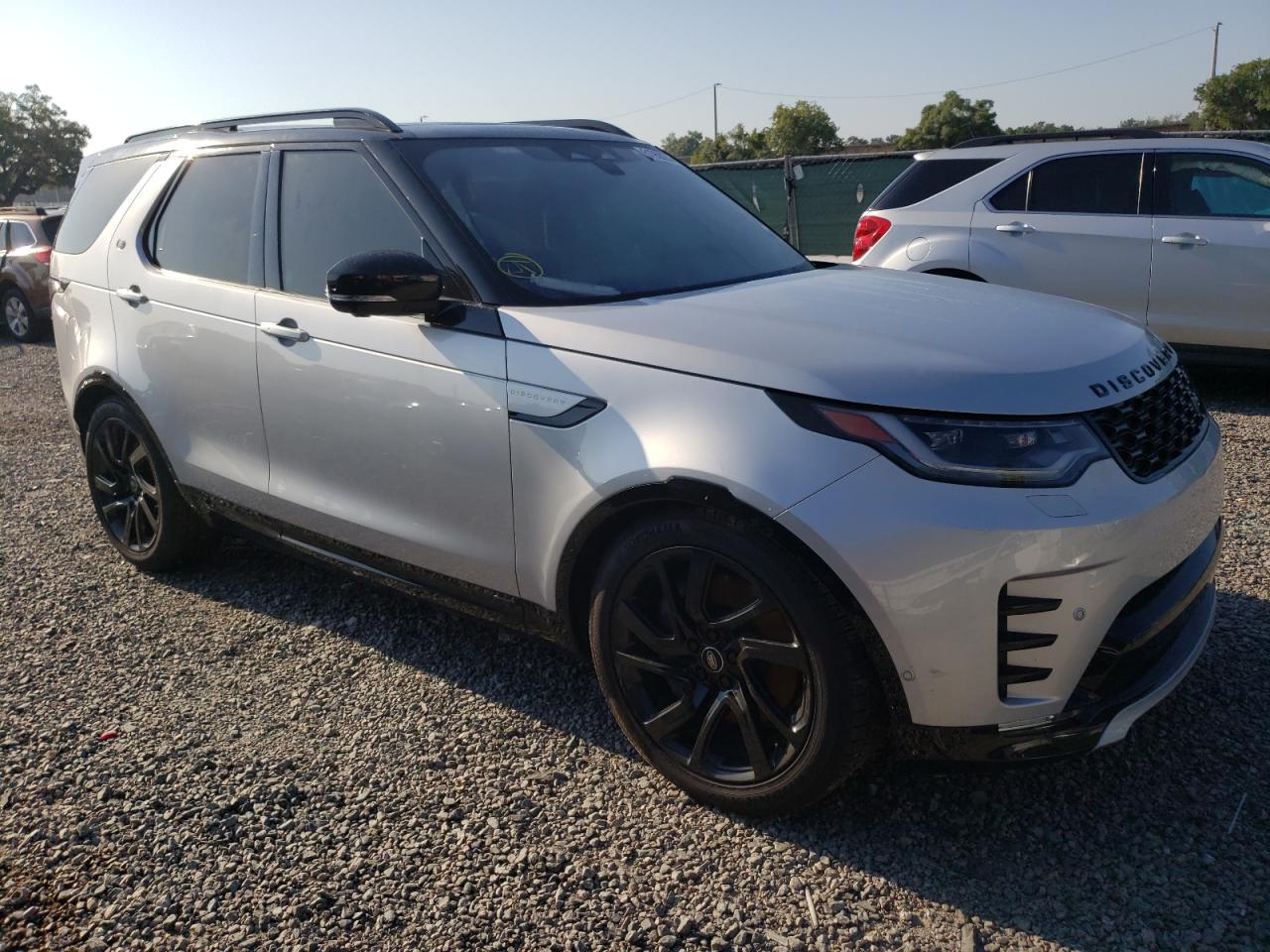 Photo 3 VIN: SALRT4EU8N2458519 - LAND ROVER DISCOVERY 