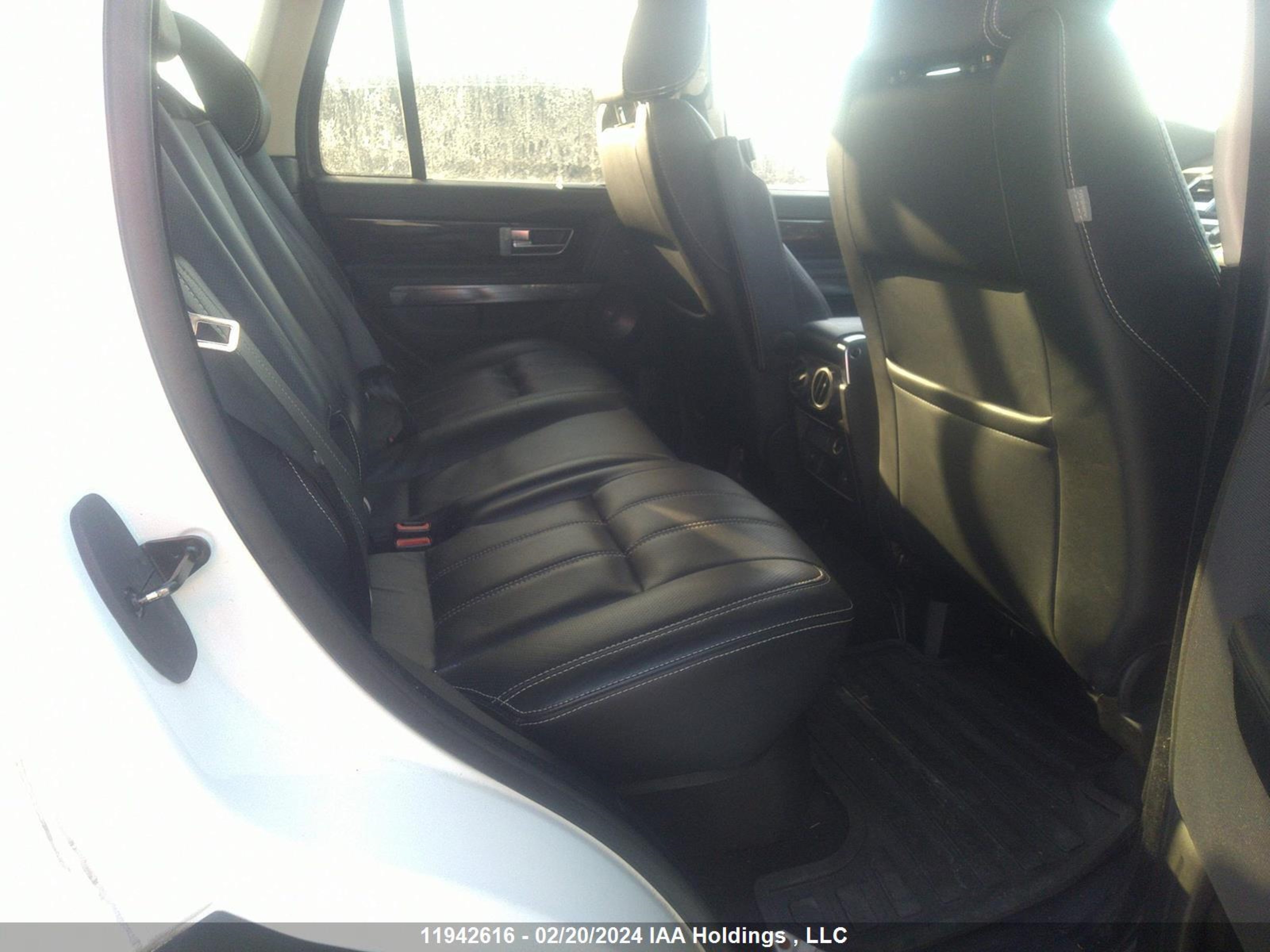 Photo 7 VIN: SALSF2D45BA282075 - LAND ROVER RANGE ROVER SPORT 