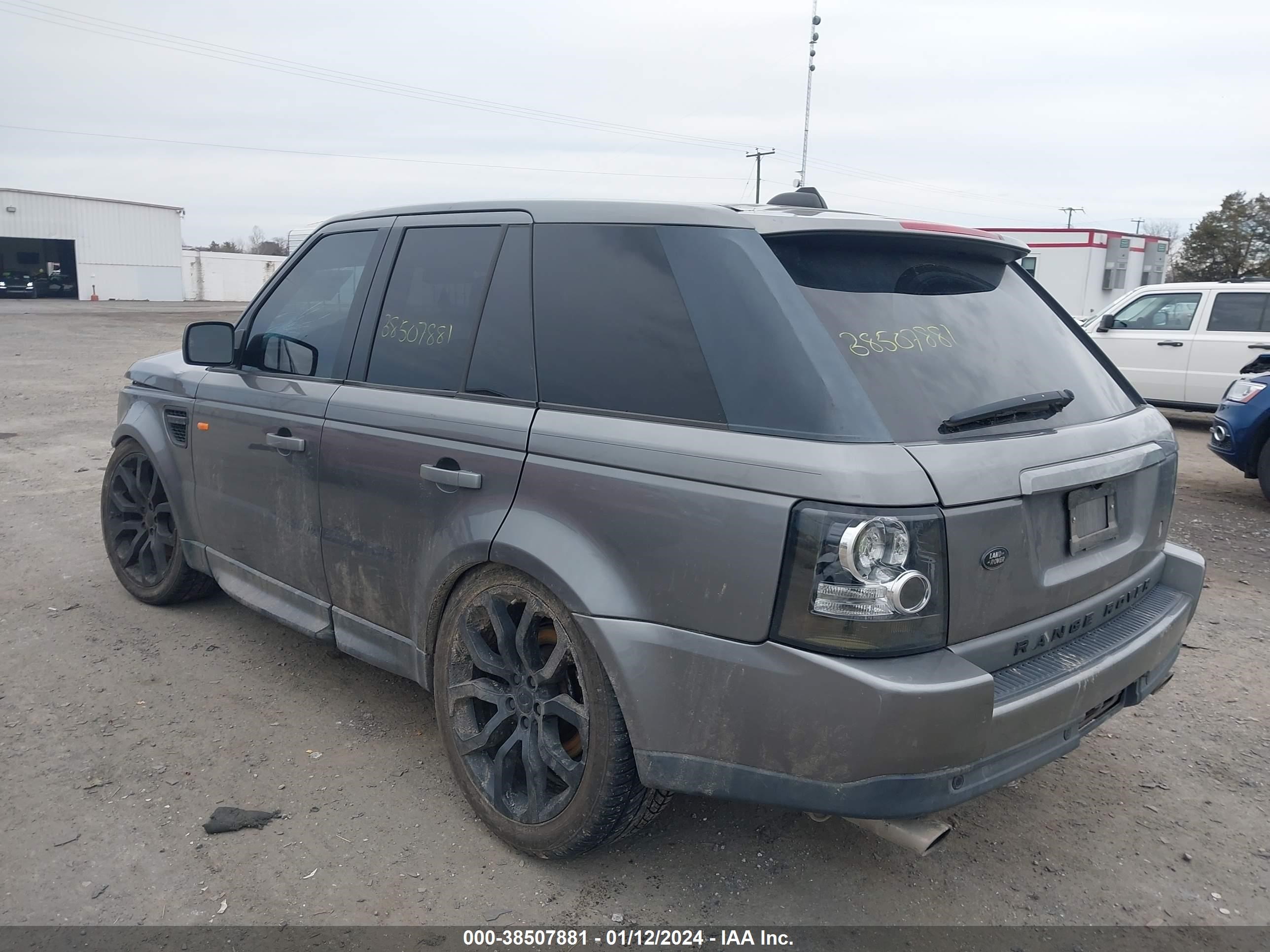 Photo 2 VIN: SALSH23408A186469 - LAND ROVER RANGE ROVER SPORT 