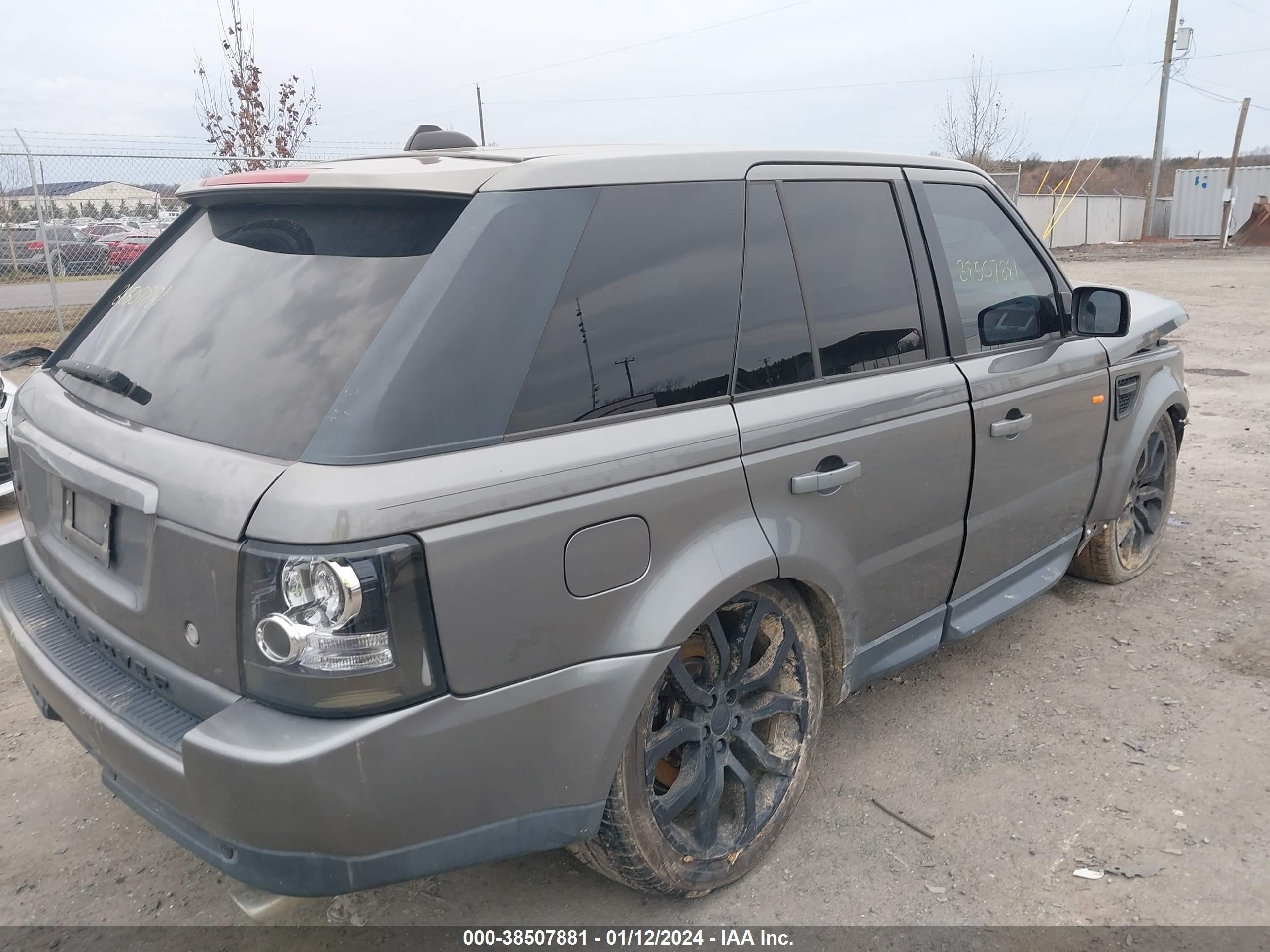 Photo 3 VIN: SALSH23408A186469 - LAND ROVER RANGE ROVER SPORT 