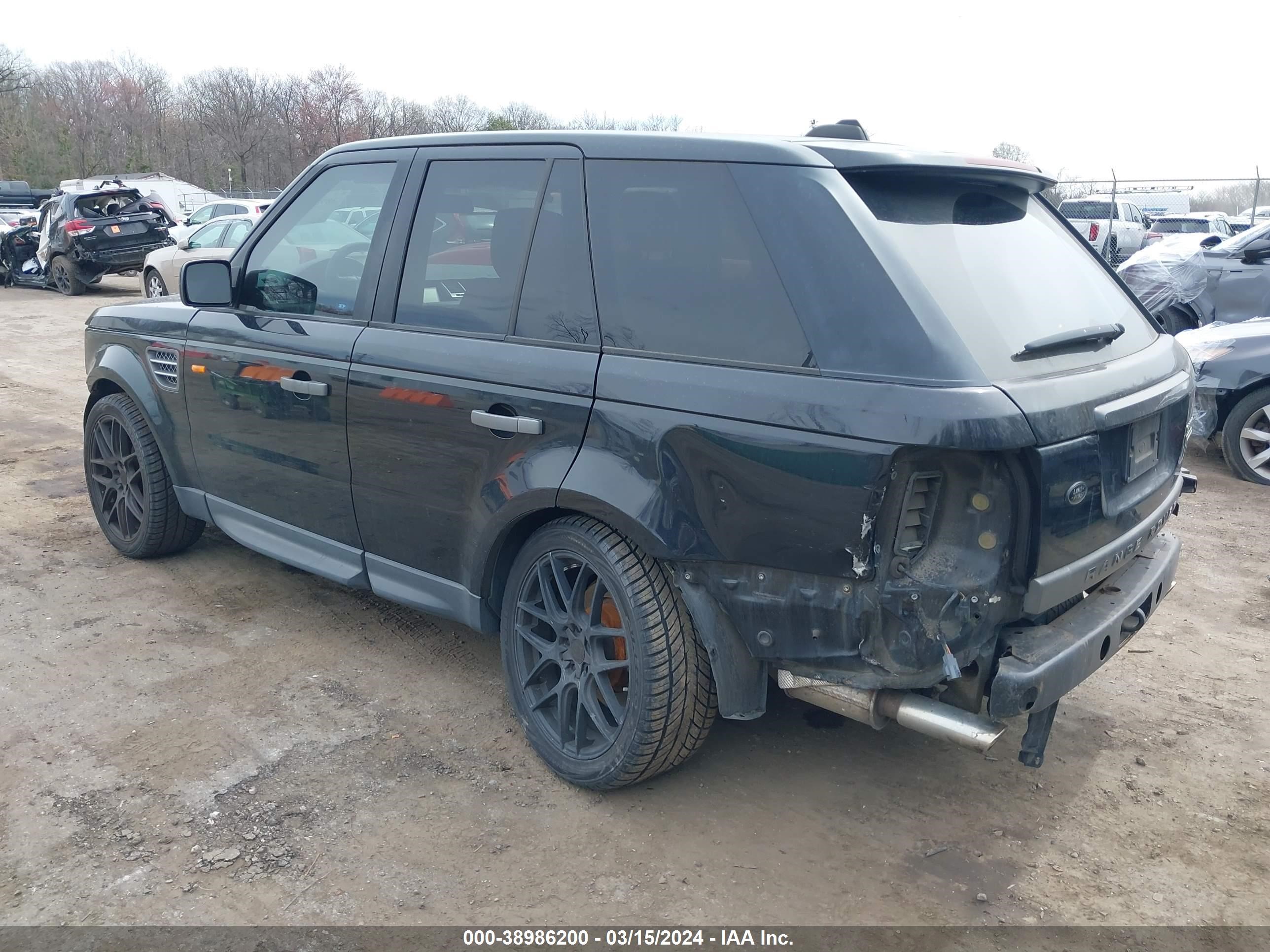 Photo 2 VIN: SALSH23488A144440 - LAND ROVER RANGE ROVER SPORT 