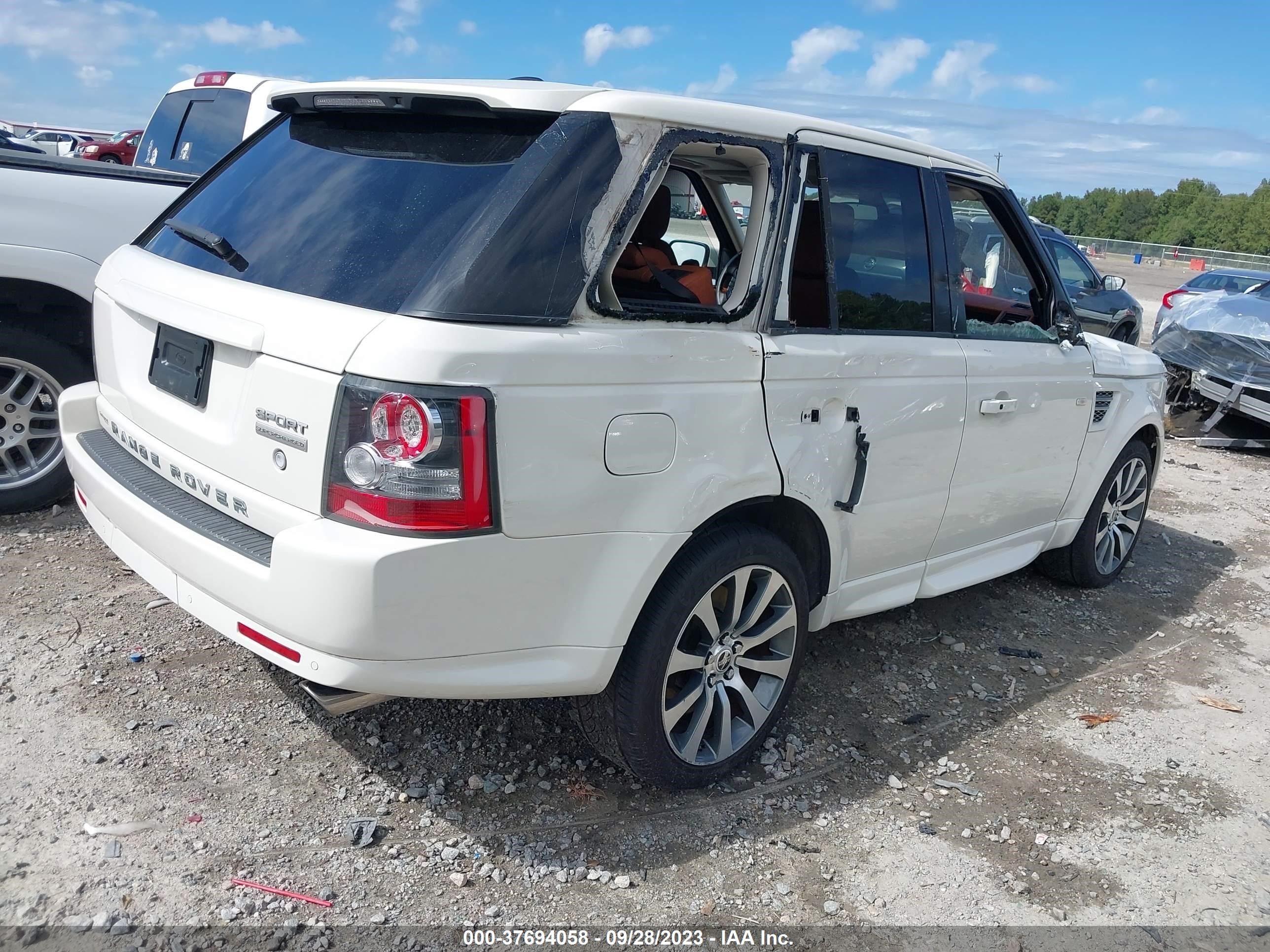 Photo 3 VIN: SALSH2E42AA243774 - LAND ROVER RANGE ROVER SPORT 