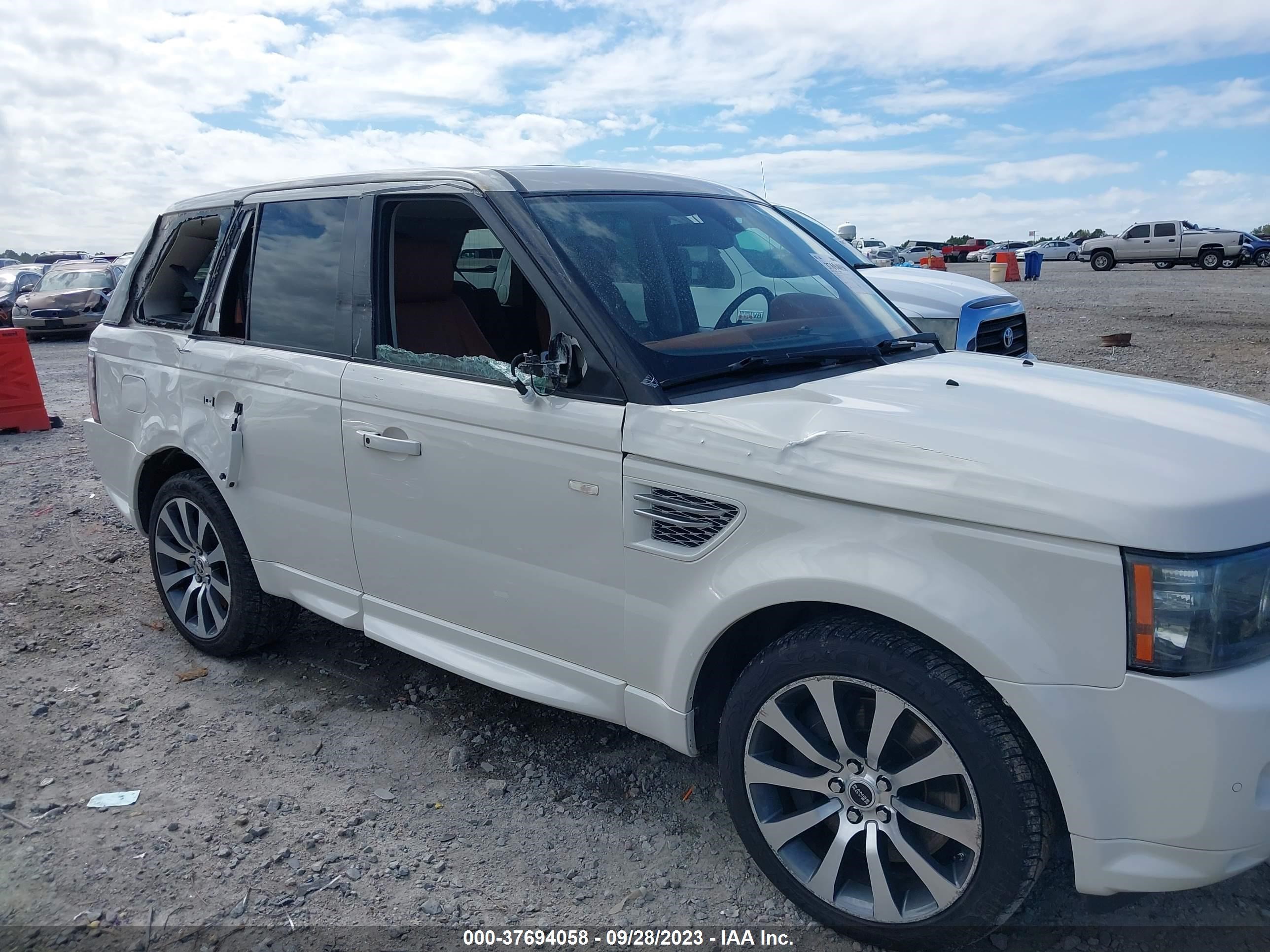 Photo 5 VIN: SALSH2E42AA243774 - LAND ROVER RANGE ROVER SPORT 