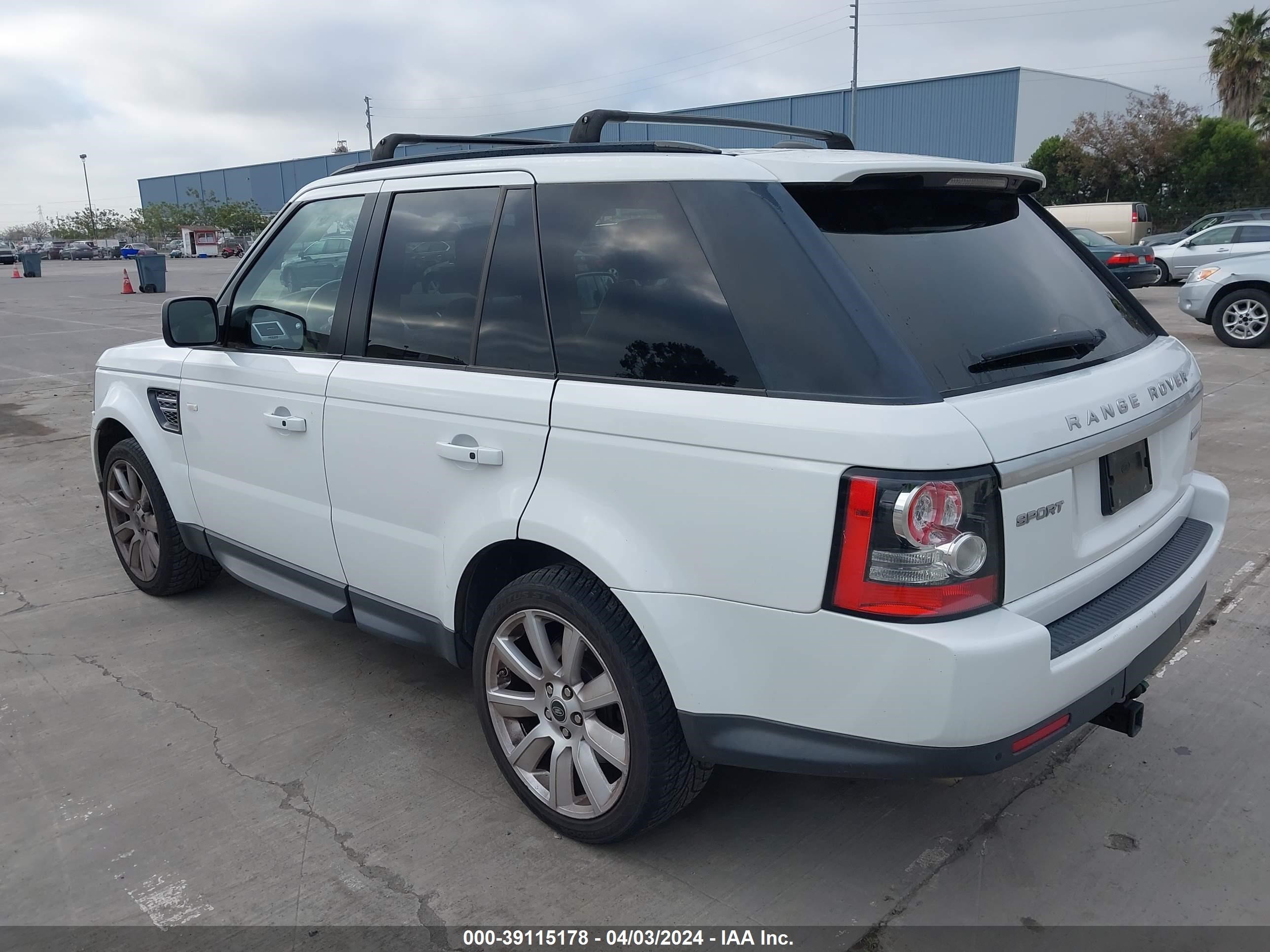 Photo 2 VIN: SALSK2D41DA775170 - LAND ROVER RANGE ROVER SPORT 