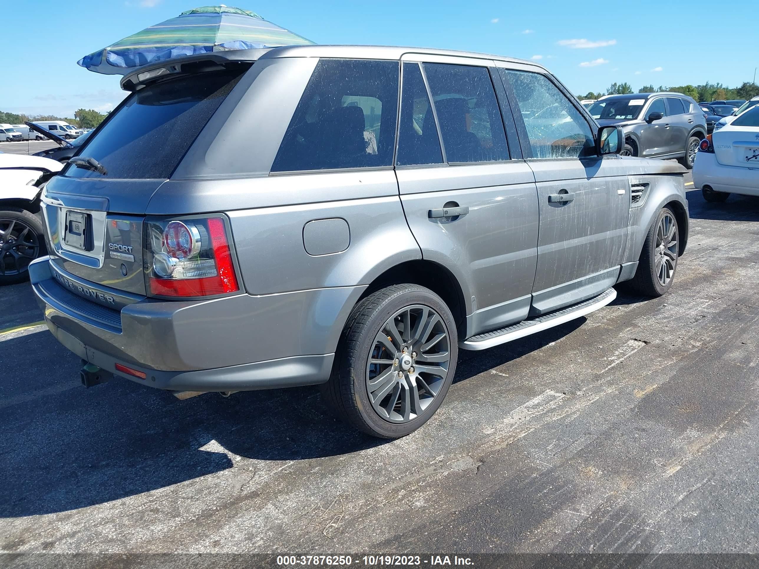 Photo 3 VIN: SALSK2D46BA703815 - LAND ROVER RANGE ROVER SPORT 