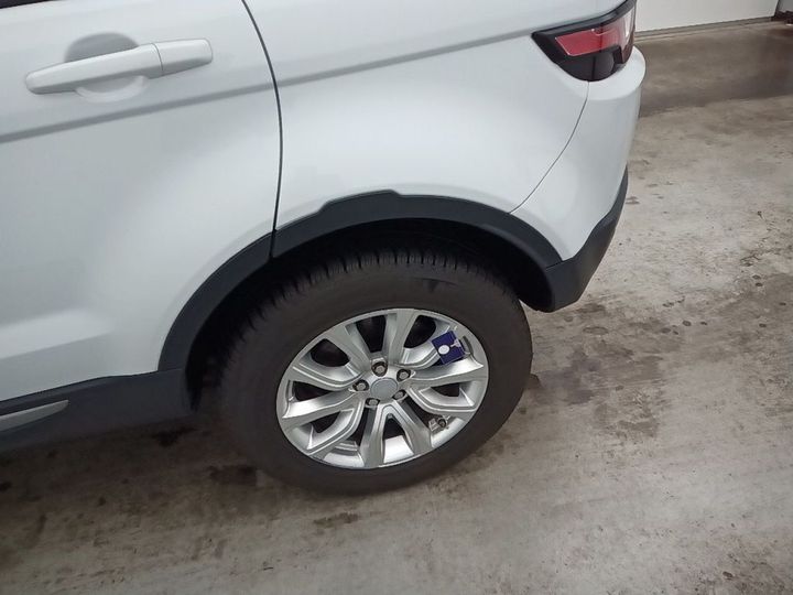 Photo 26 VIN: SALVA2BN2JH317555 - LAND ROVER EVOQUE 