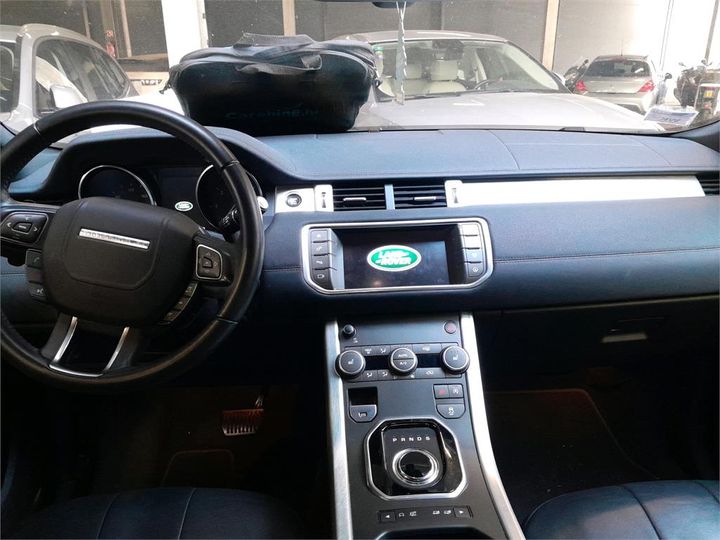 Photo 2 VIN: SALVA2BNXHH264940 - LAND ROVER EVOQUE 