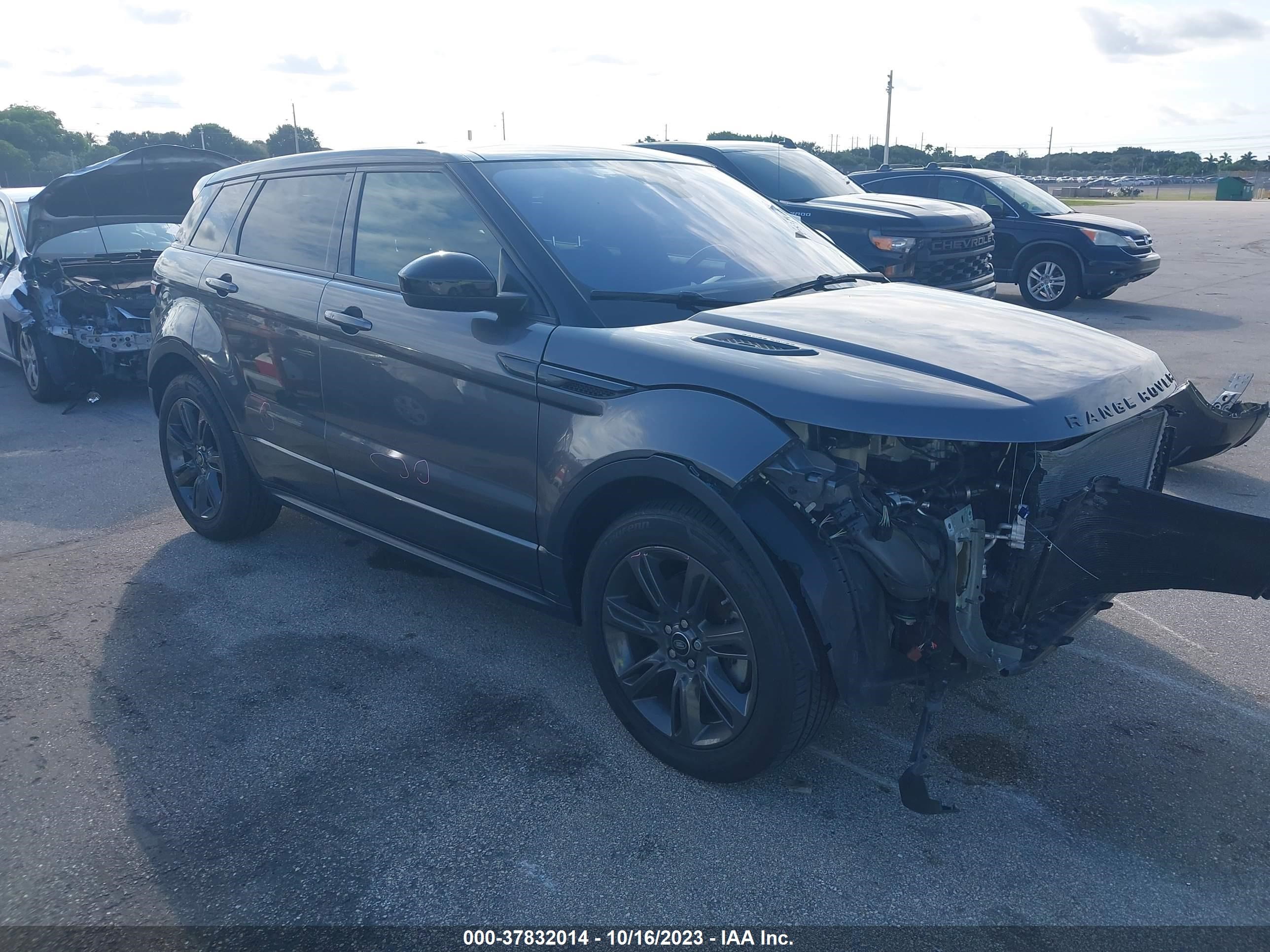 Photo 0 VIN: SALVC2RX3JH321700 - LAND ROVER RANGE ROVER EVOQUE 