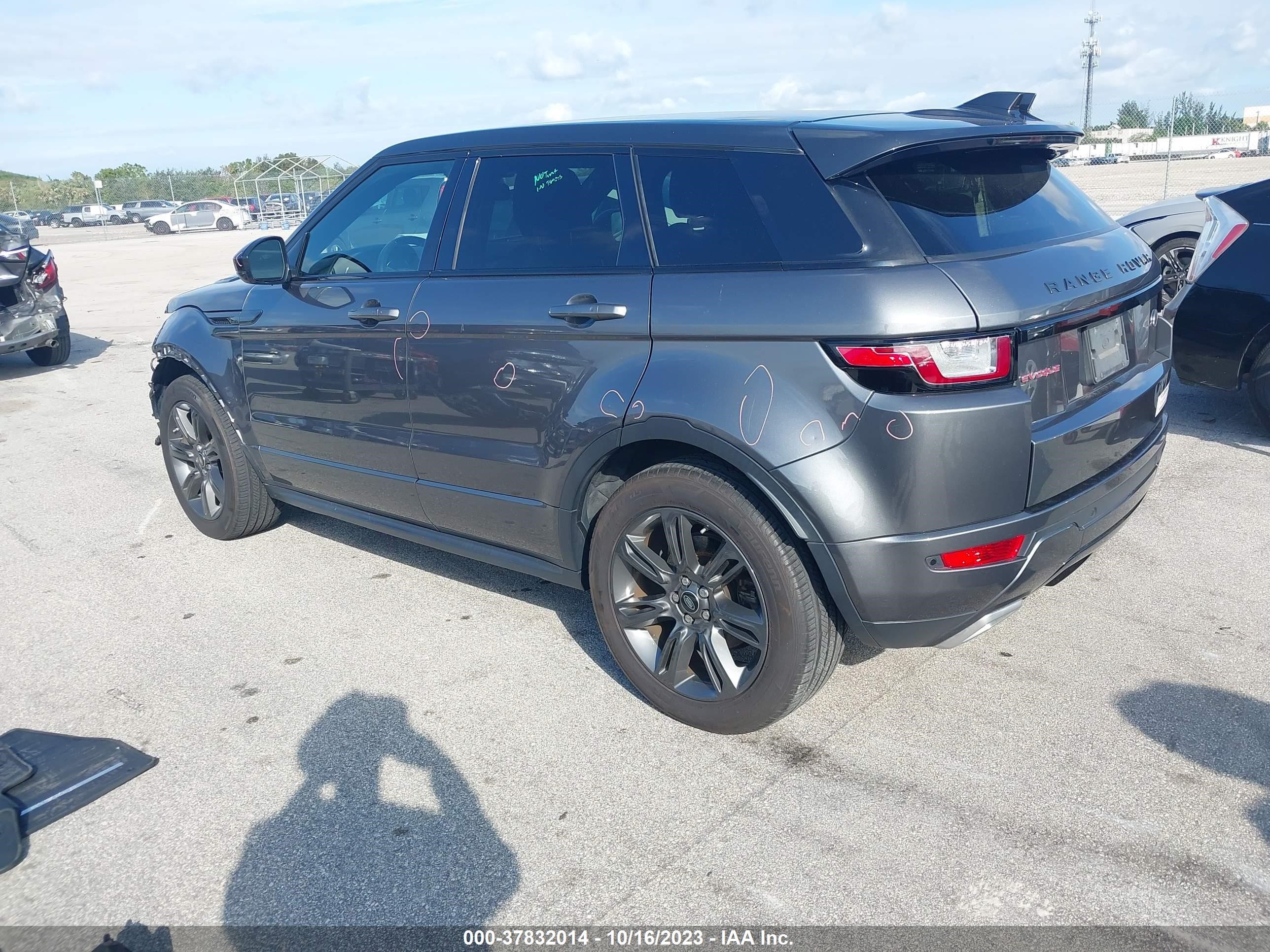 Photo 2 VIN: SALVC2RX3JH321700 - LAND ROVER RANGE ROVER EVOQUE 