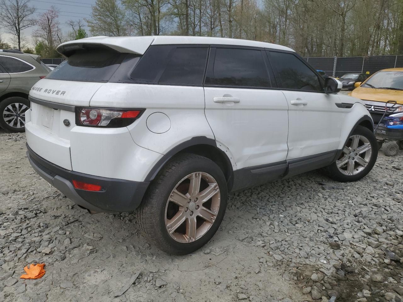 Photo 2 VIN: SALVP2BG1FH051355 - LAND ROVER RANGE ROVER 