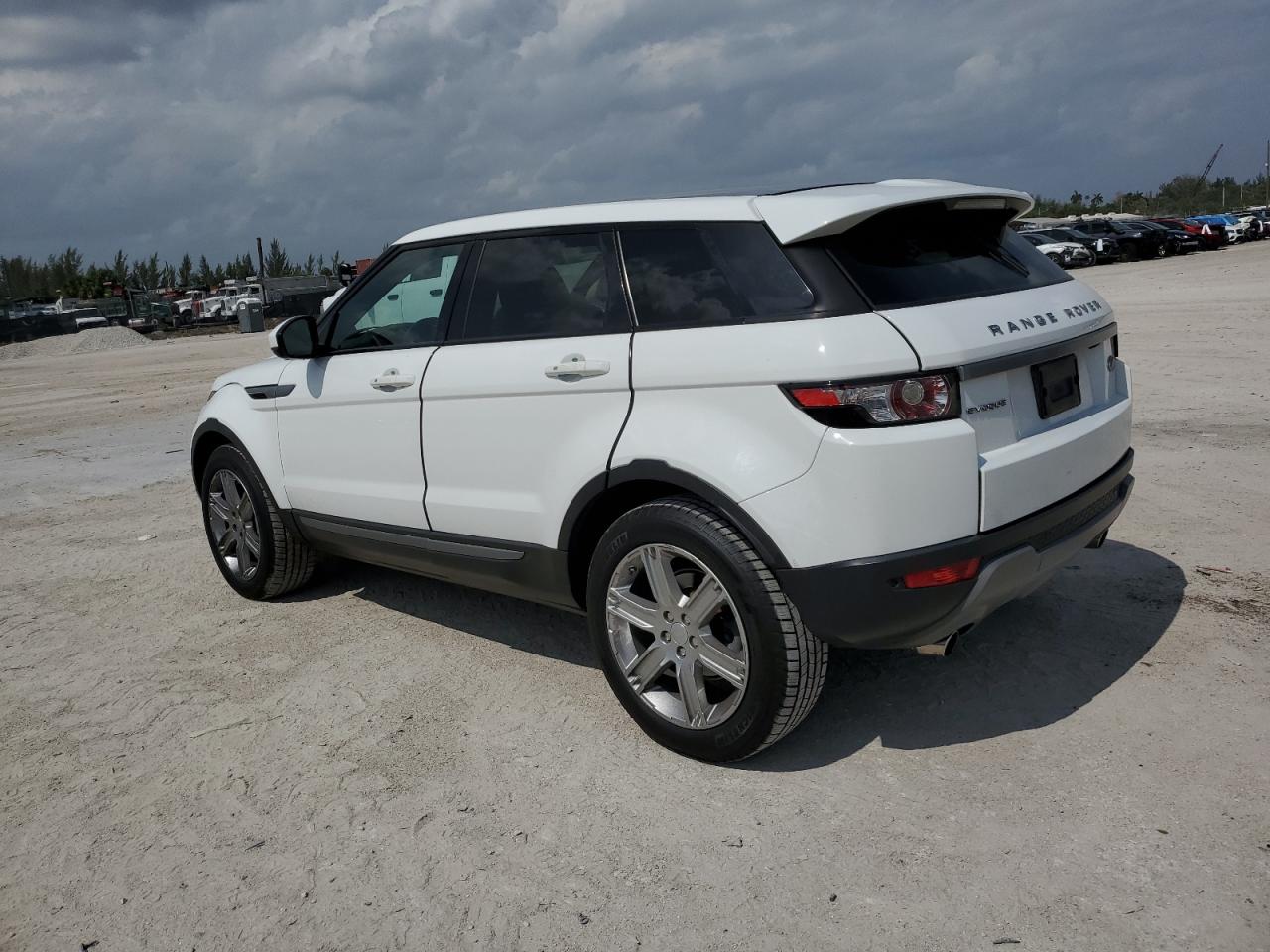 Photo 1 VIN: SALVP2BG5FH057708 - LAND ROVER RANGE ROVER 