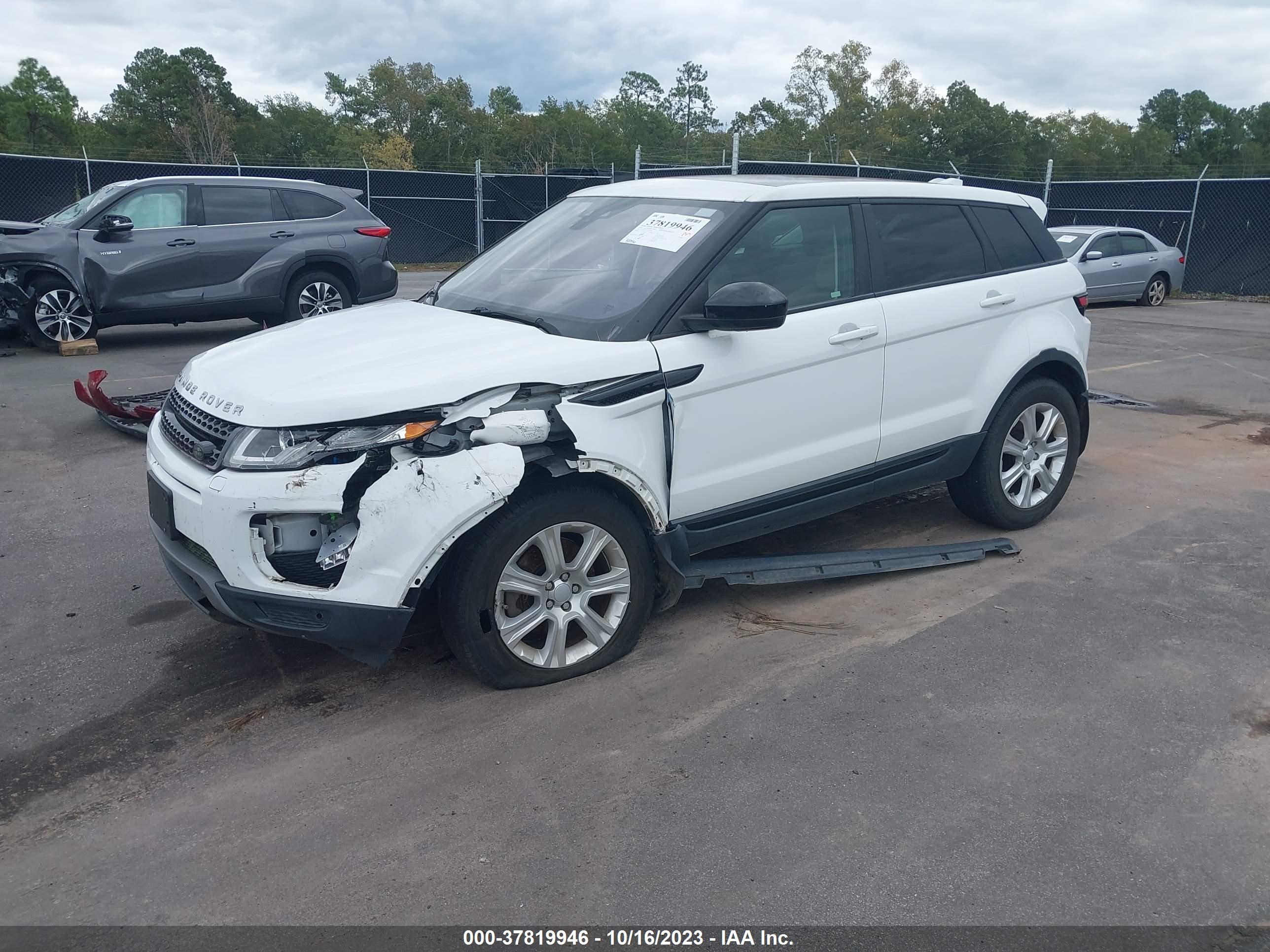 Photo 1 VIN: SALVP2BG5GH155946 - LAND ROVER RANGE ROVER EVOQUE 