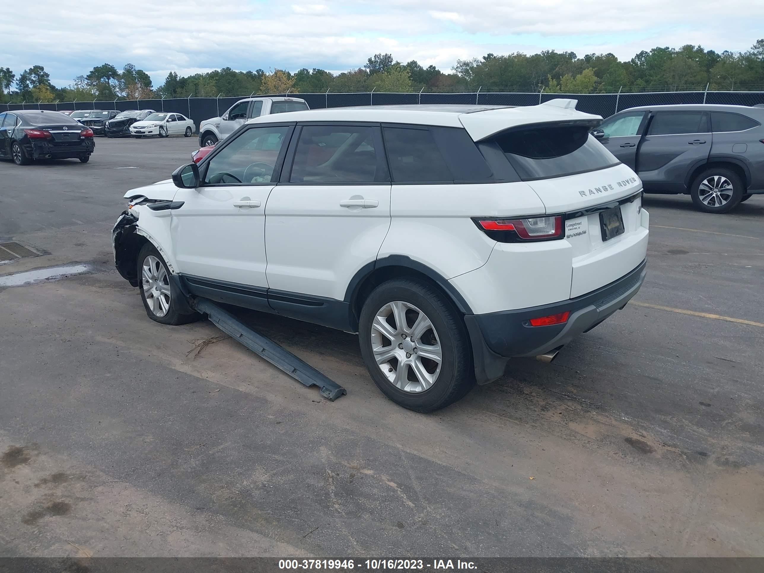 Photo 2 VIN: SALVP2BG5GH155946 - LAND ROVER RANGE ROVER EVOQUE 