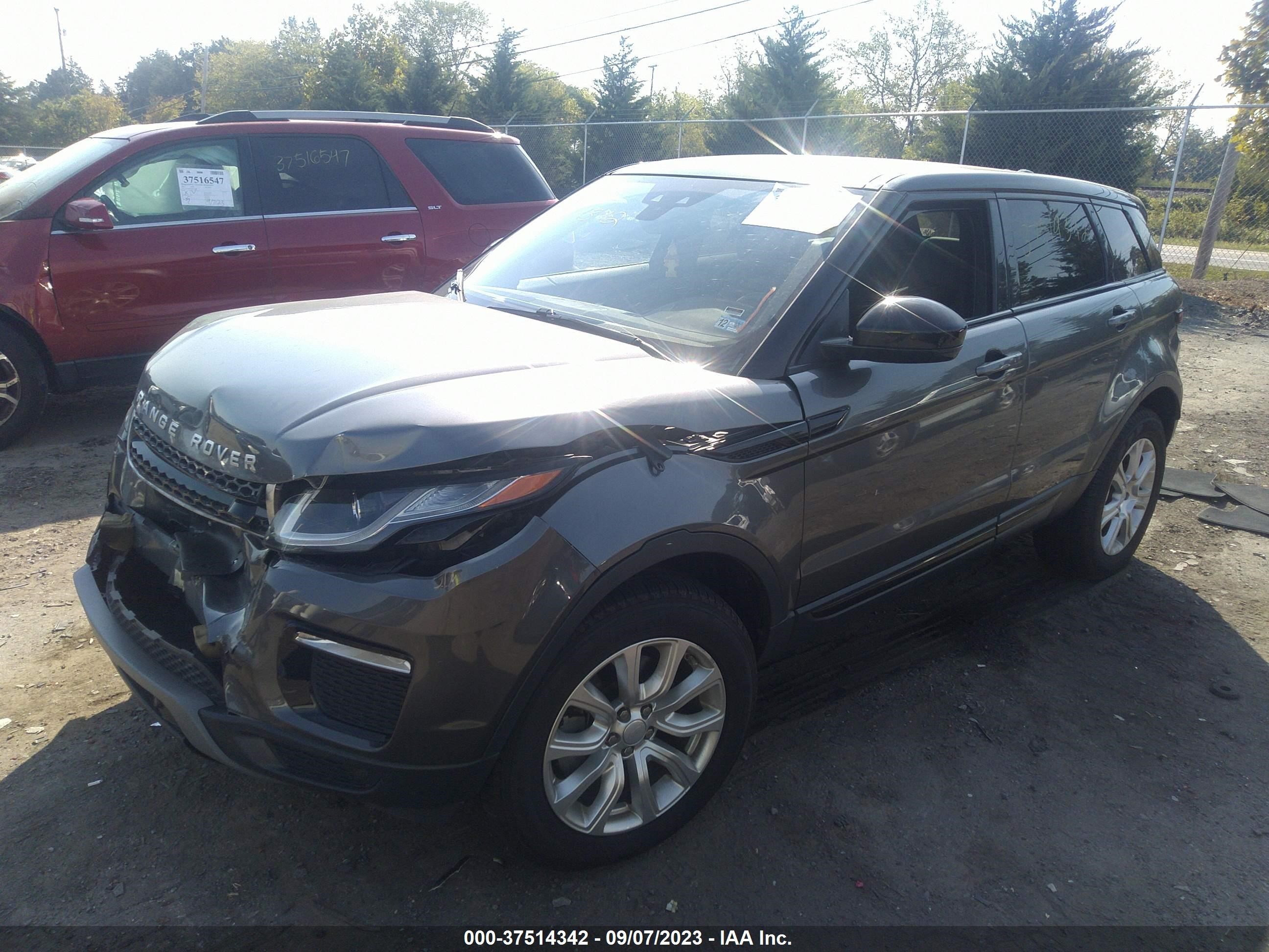 Photo 1 VIN: SALVP2RX1JH297112 - LAND ROVER RANGE ROVER EVOQUE 